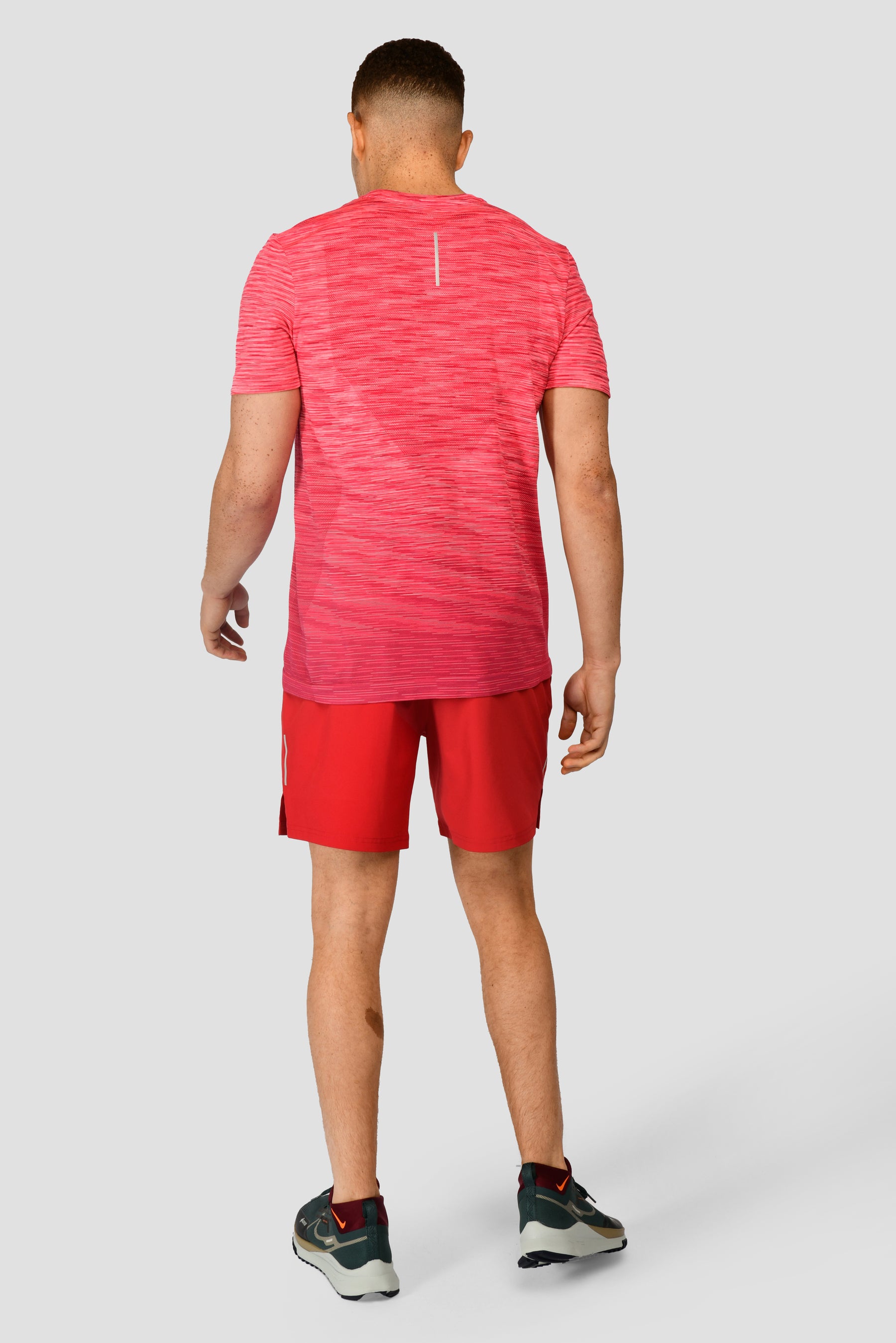 Men's Trail Seamless T-Shirt - Hibiscus/Rouge