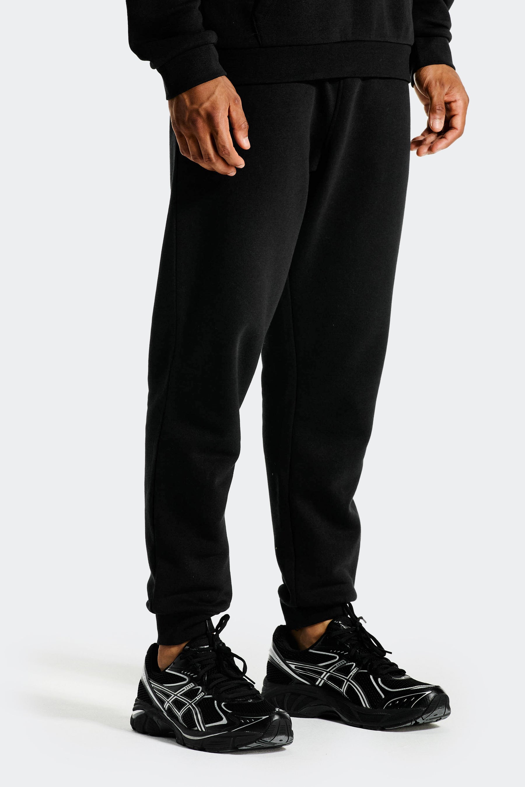 Essential Jogger - Black