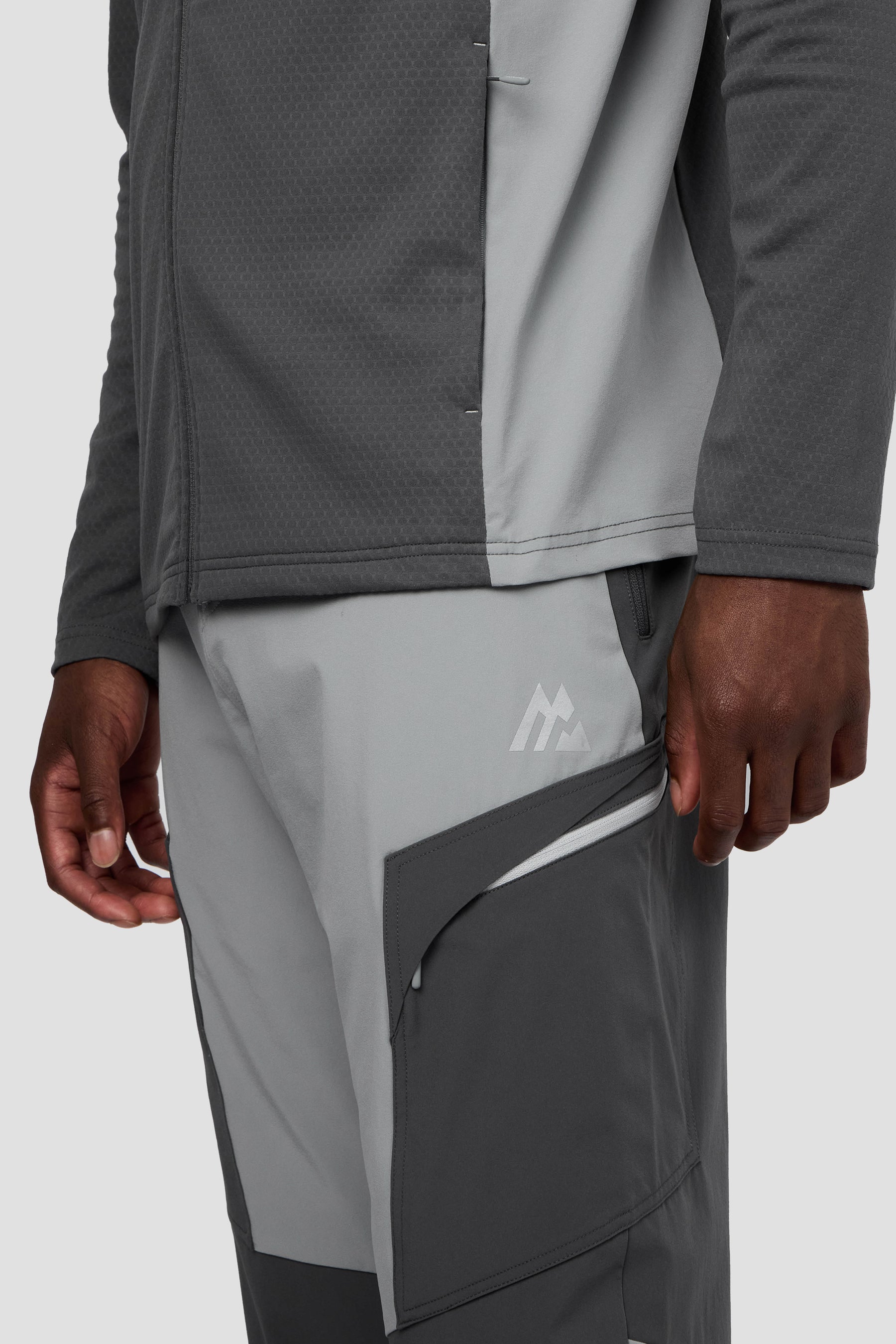 Montagne Pant - Cement Grey/Platinum Grey