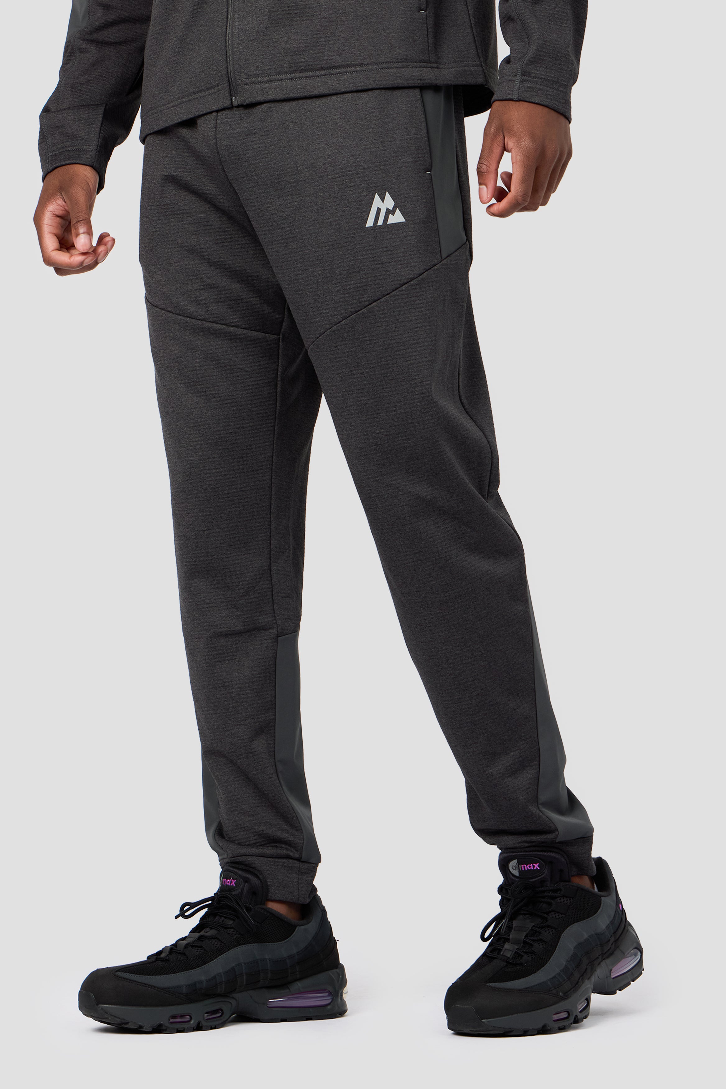 Summit 2.0 Jogger Asphalt | Montirex Sportswear Gymwear