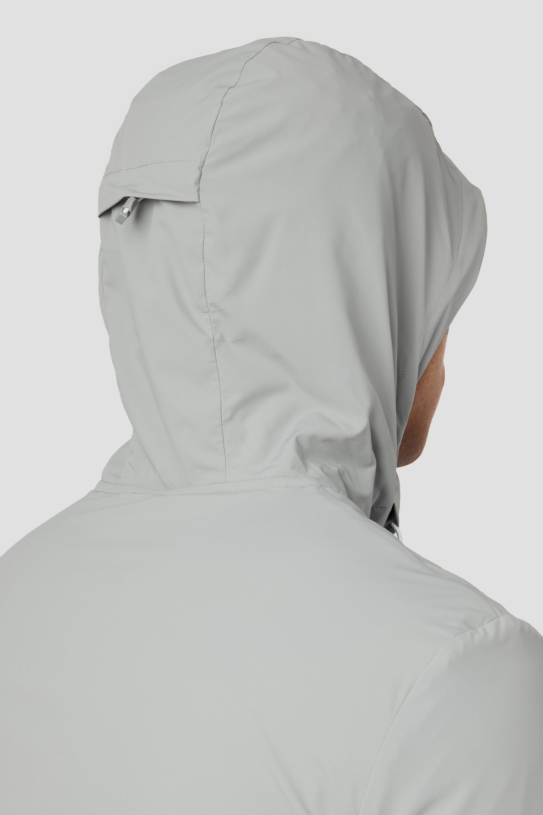 MTX Run Disperse Windbreaker - Platinum Grey