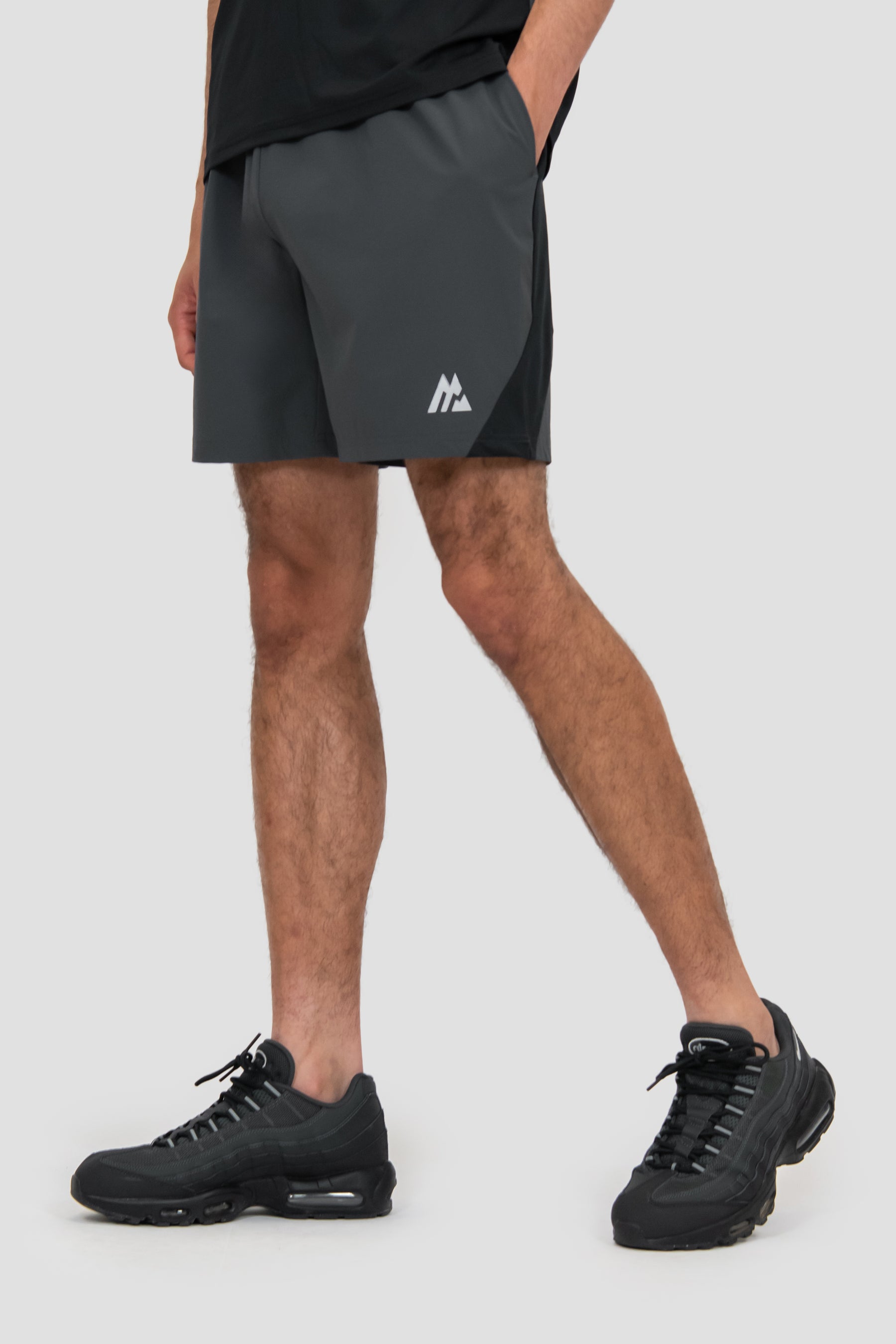 Men's Vista Short - Asphalt/Black