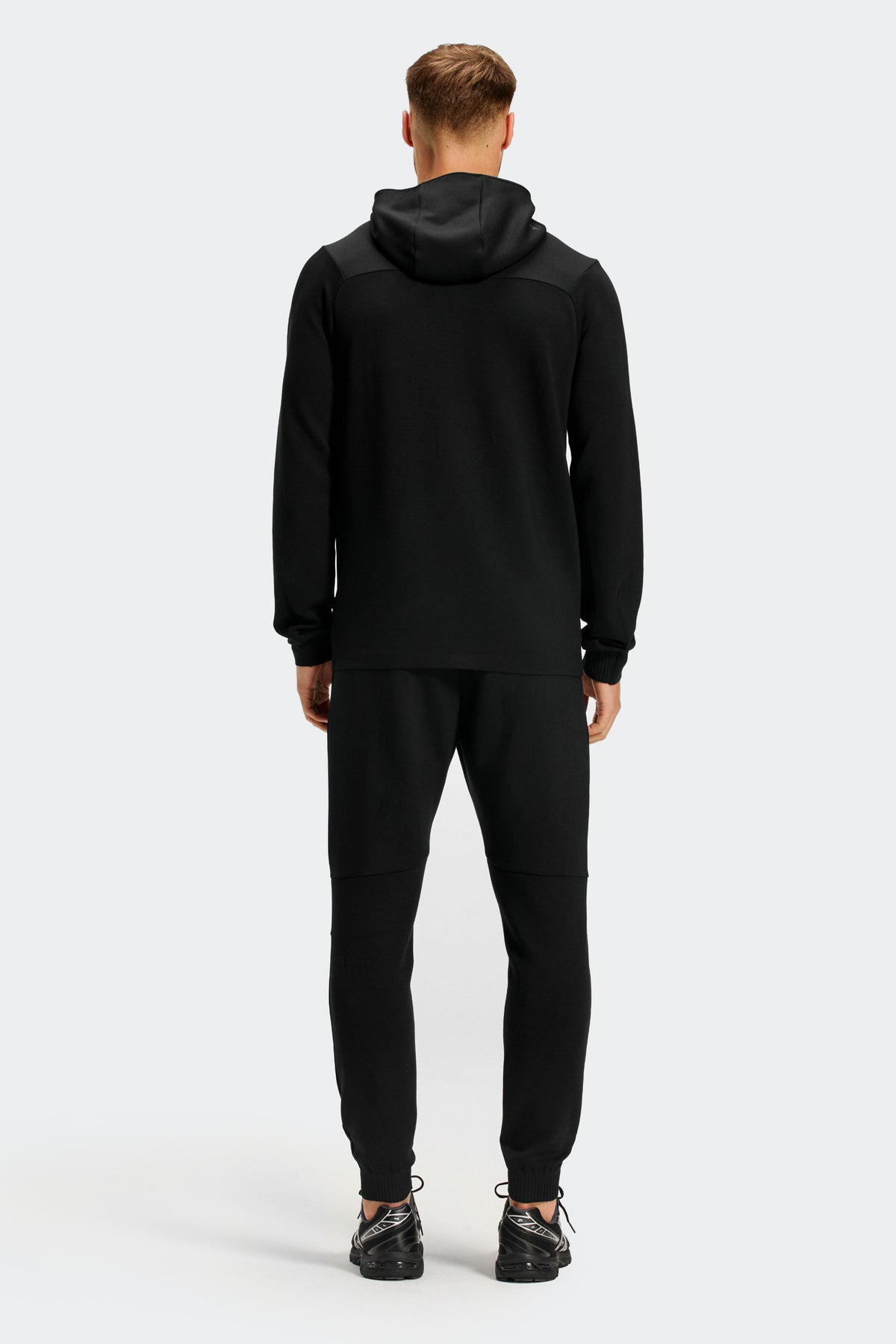 Voltrex Jogger - Black