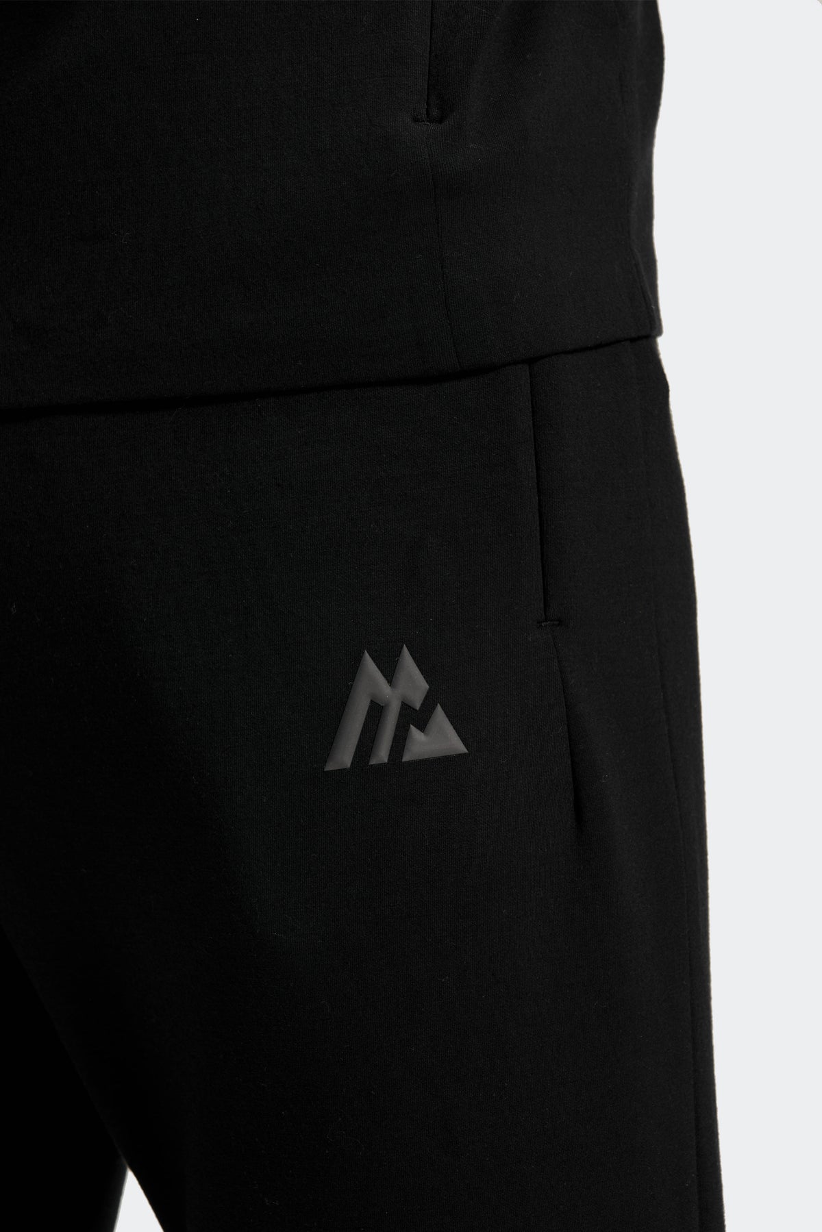 Voltrex Jogger - Black
