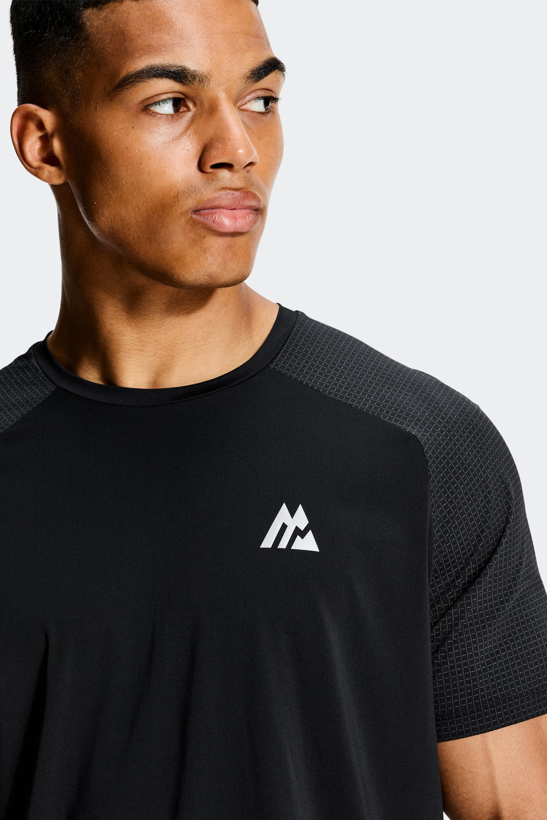 Argent Reflective T-Shirt - Black