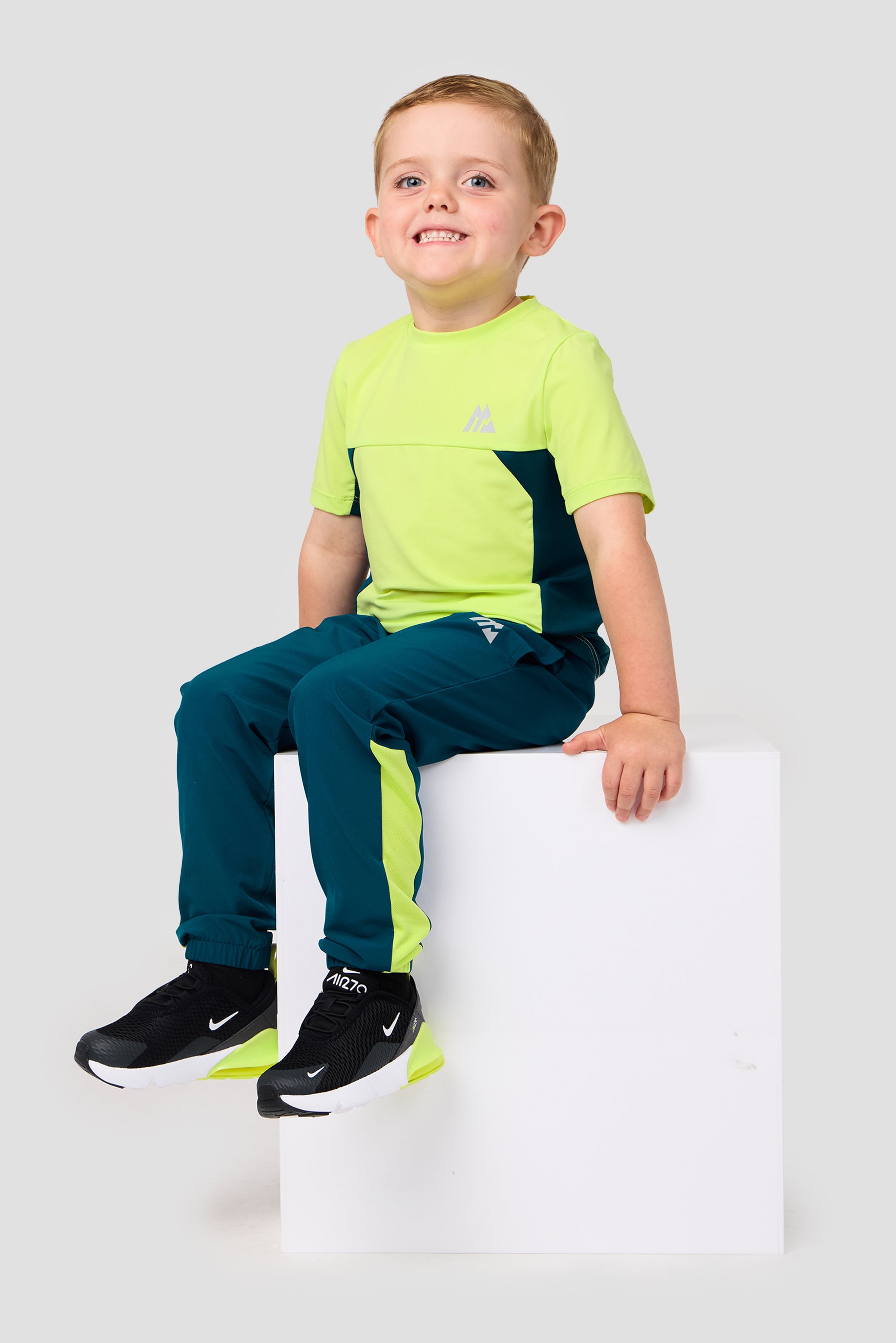 Peak 2.0 T-Shirt/Pant - Abyssal/Apple