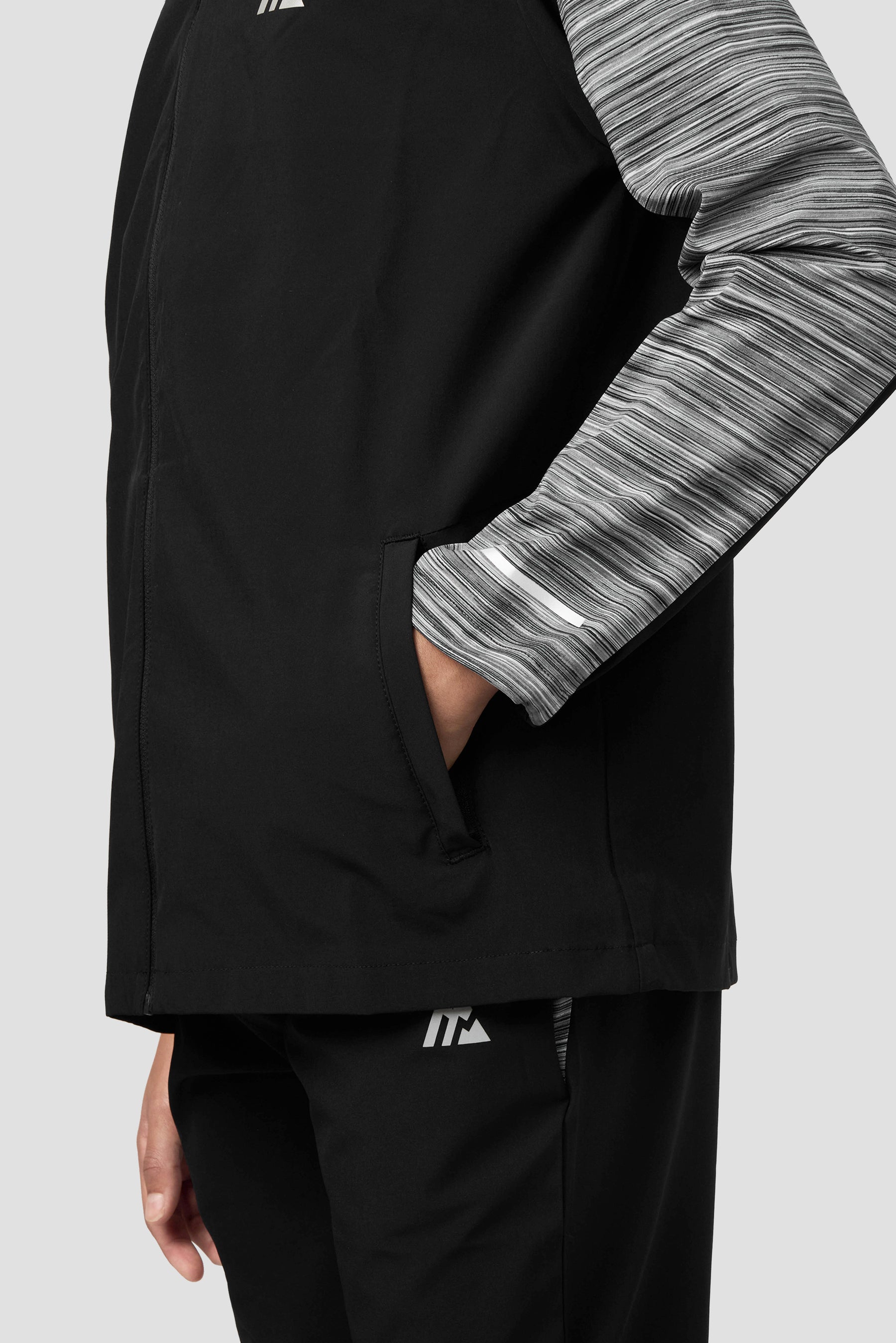 Boys Trail Windbreaker - Black/Platinum Grey/Cement Grey/White