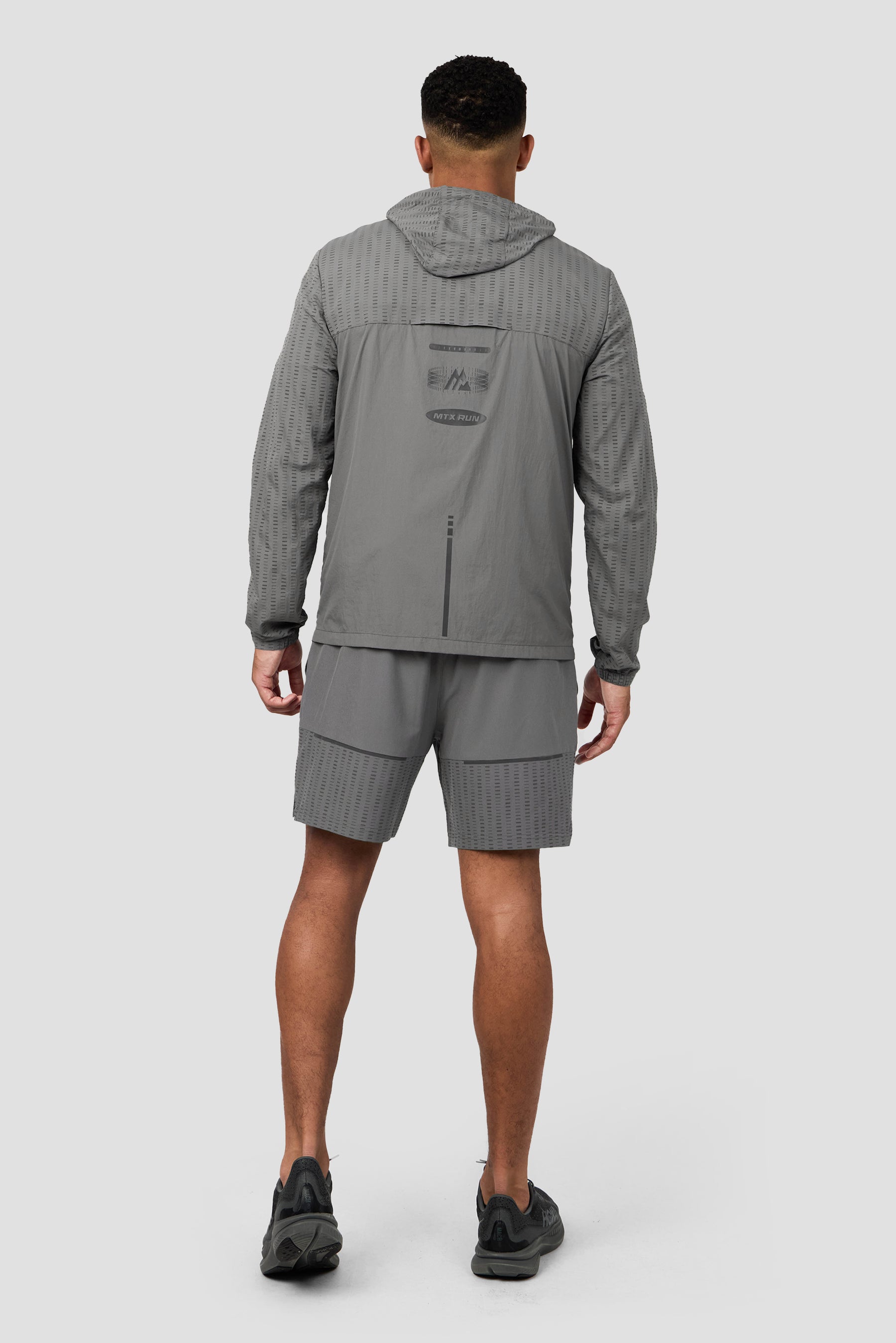 MTX Run Tempo Short - Cement Grey
