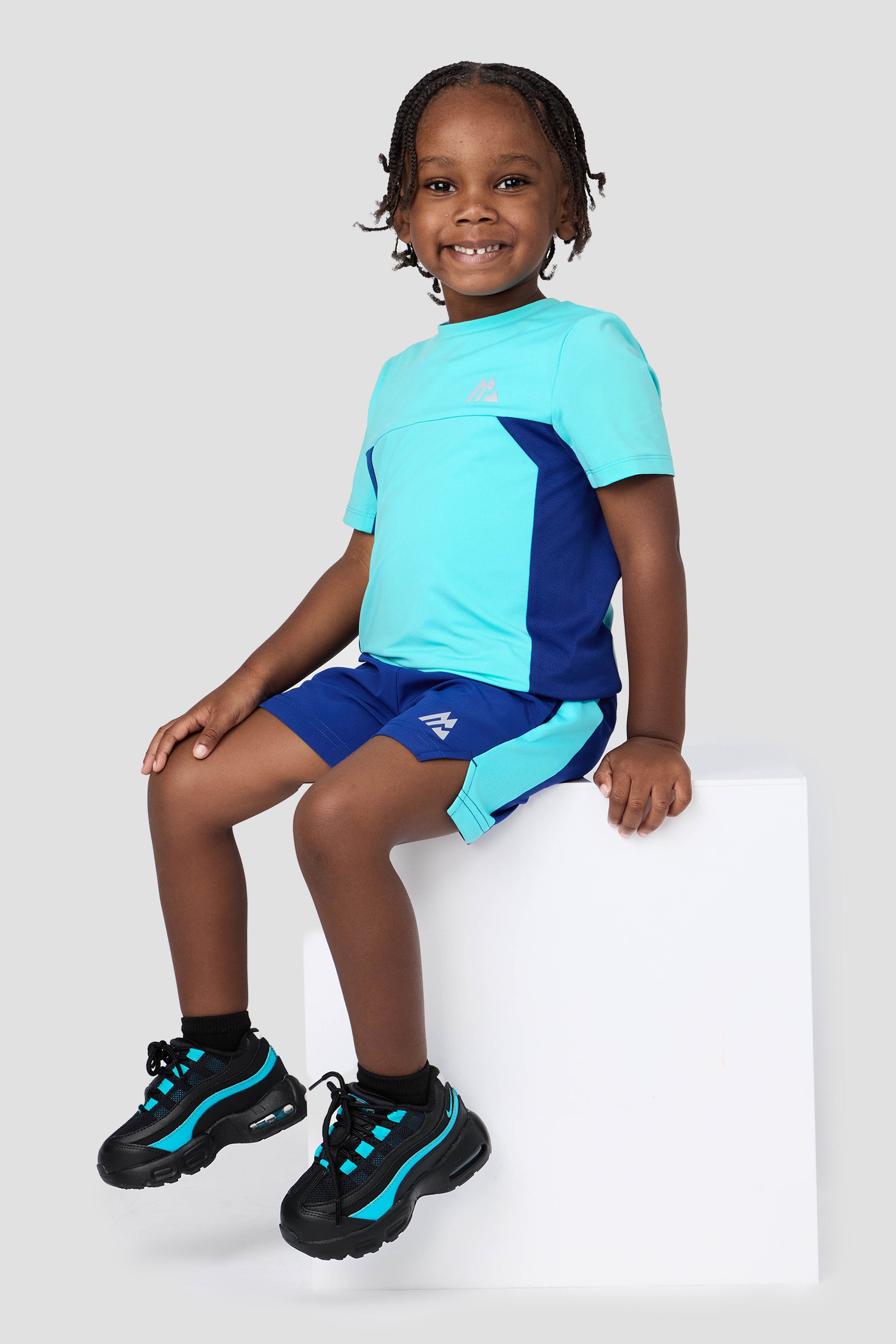 Infant Boy's Peak 2.0 T-Shirt/Short Set - Neon Sky/Marine Blue