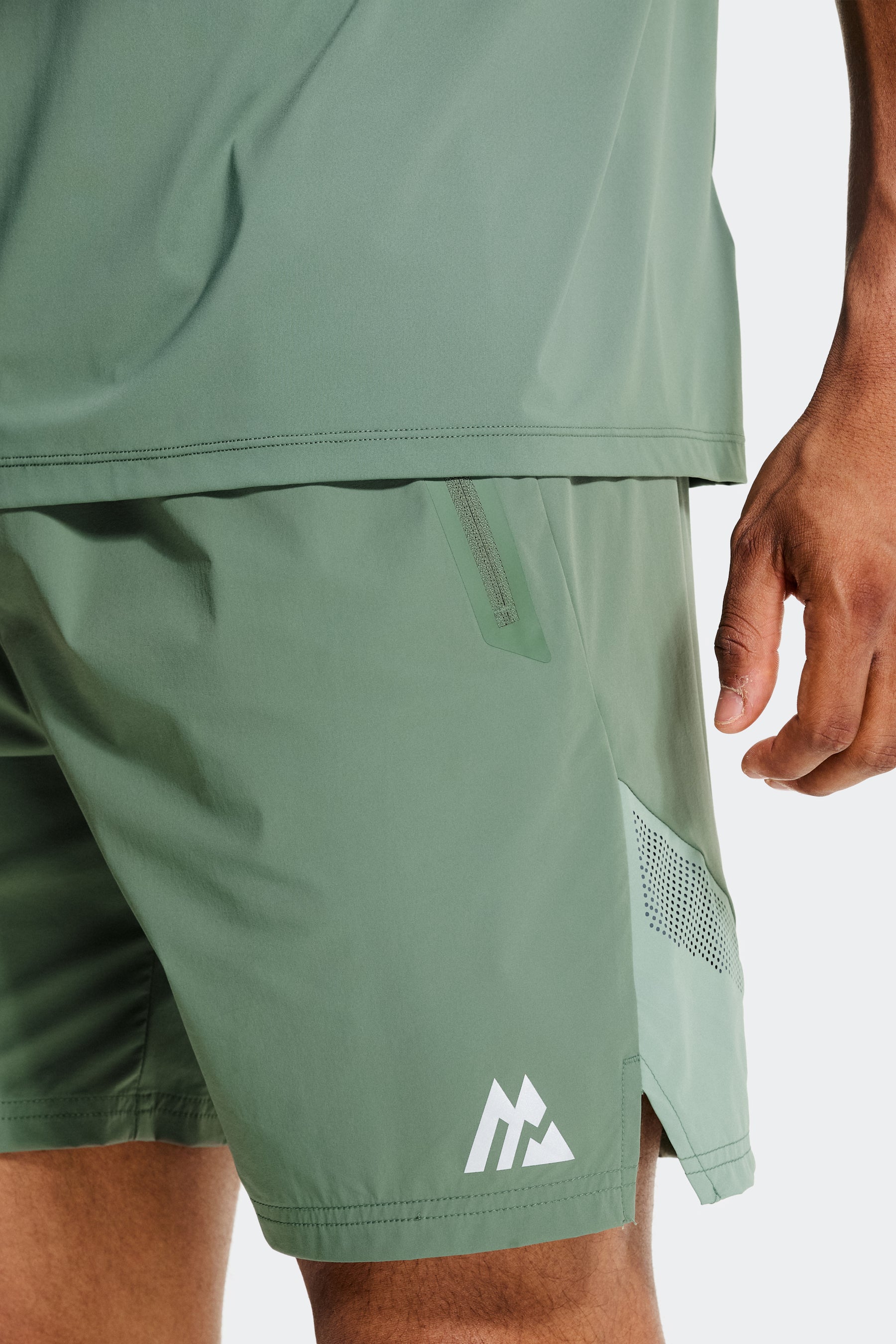 Endurance Short - Green Slate
