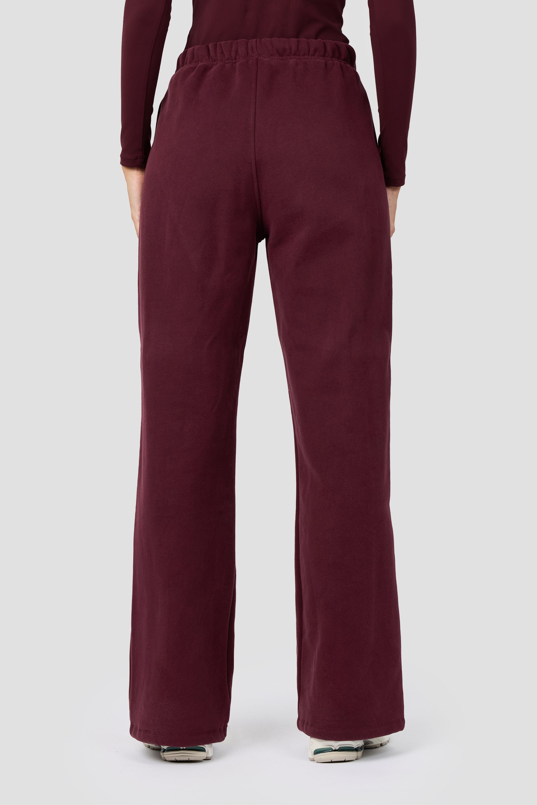 Form Fleece Wide Jogger - Malbec