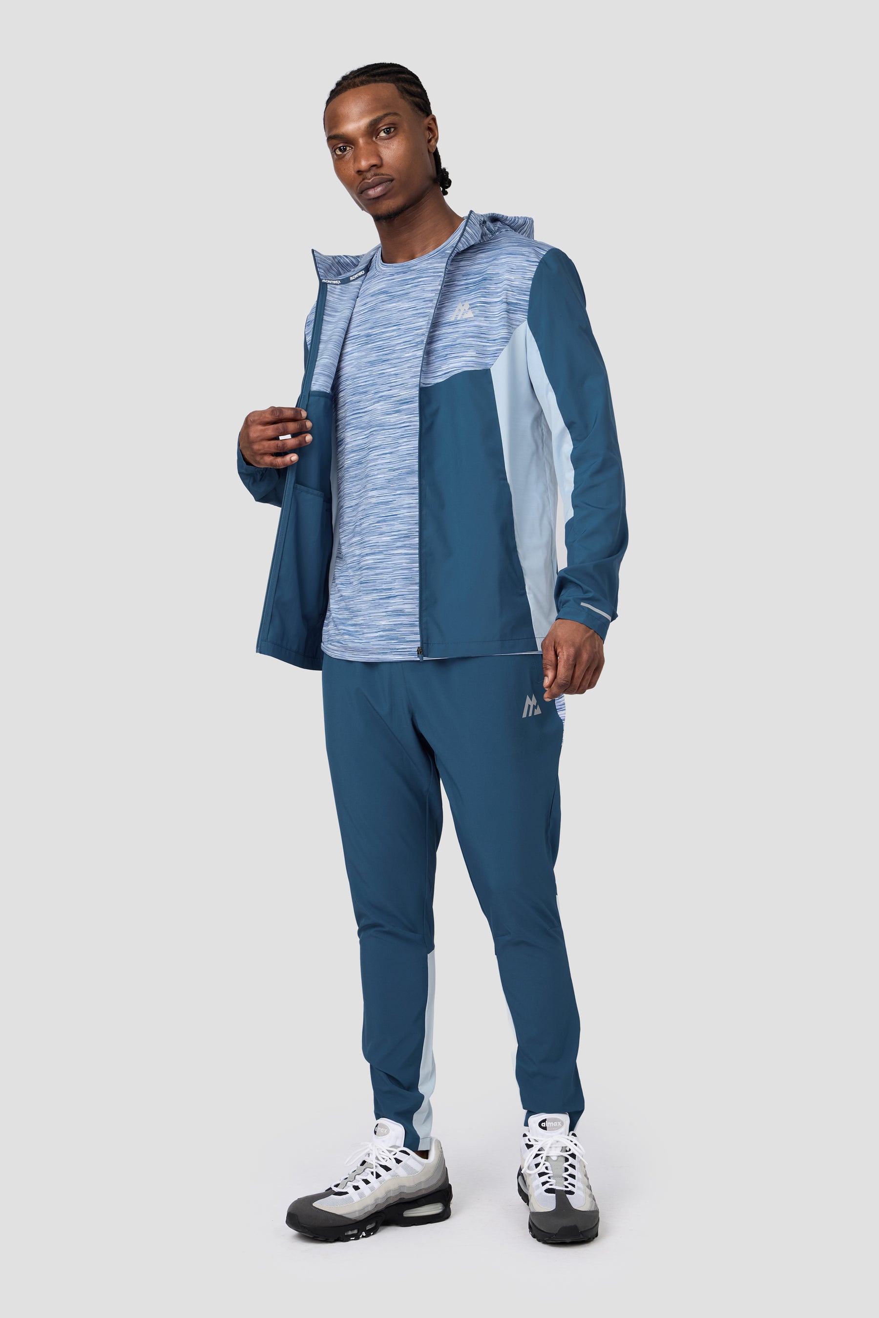 Trail Windbreaker - Blue/Light Blue Multi
