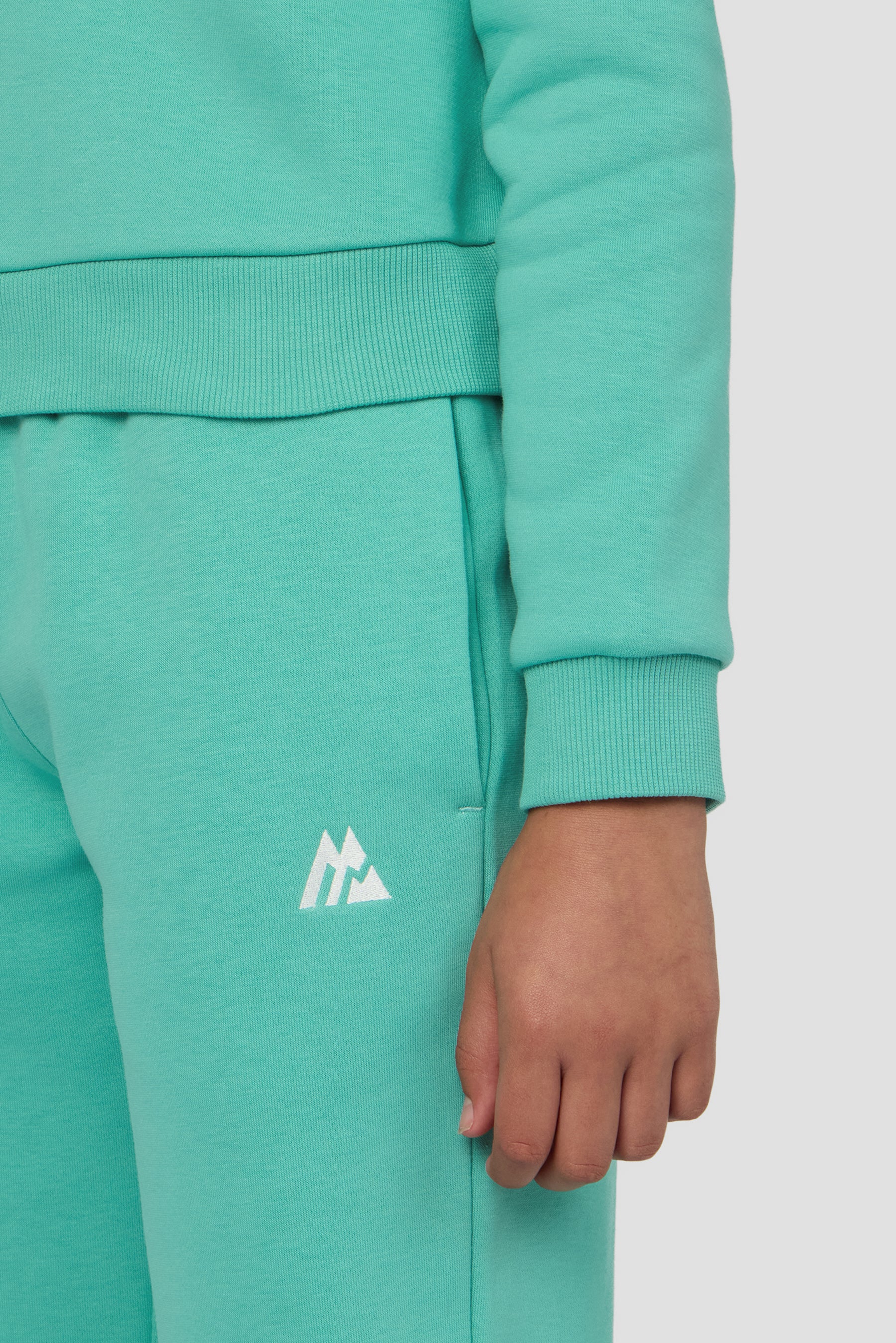 ESSENCE HOOD - AGATE GRREN