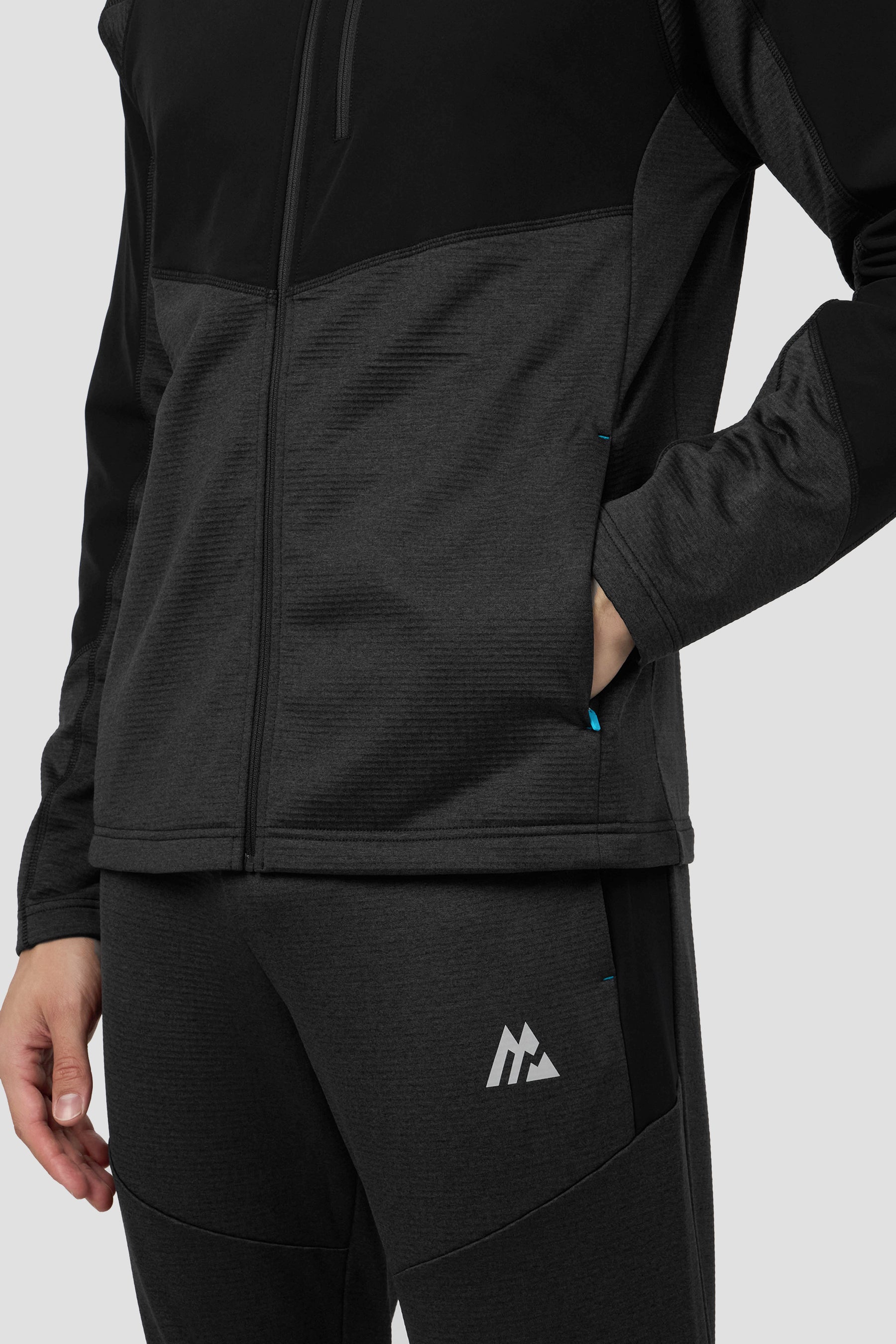 Summit 2.0 Hood - Black