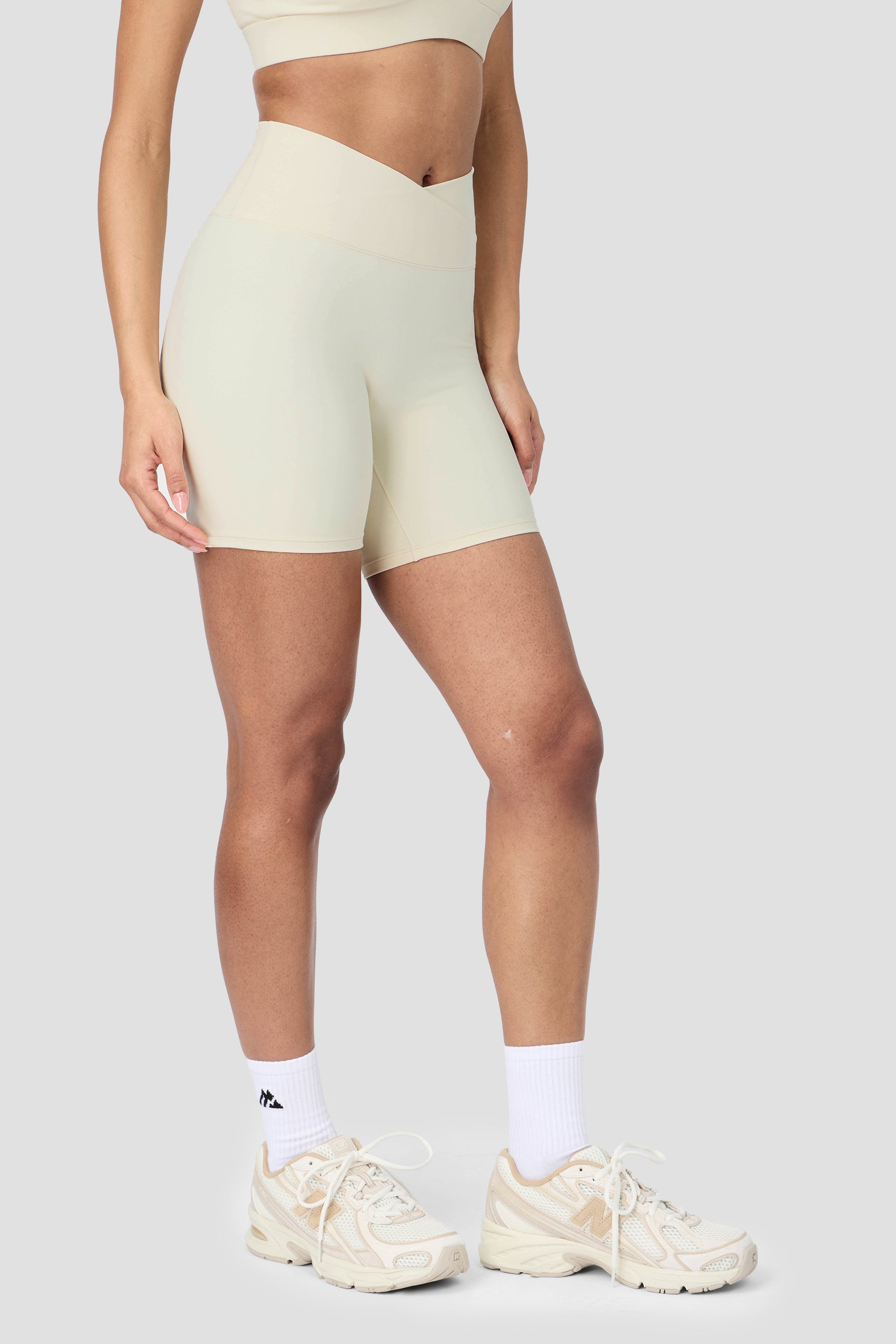 Powder Short - Vanilla Foam