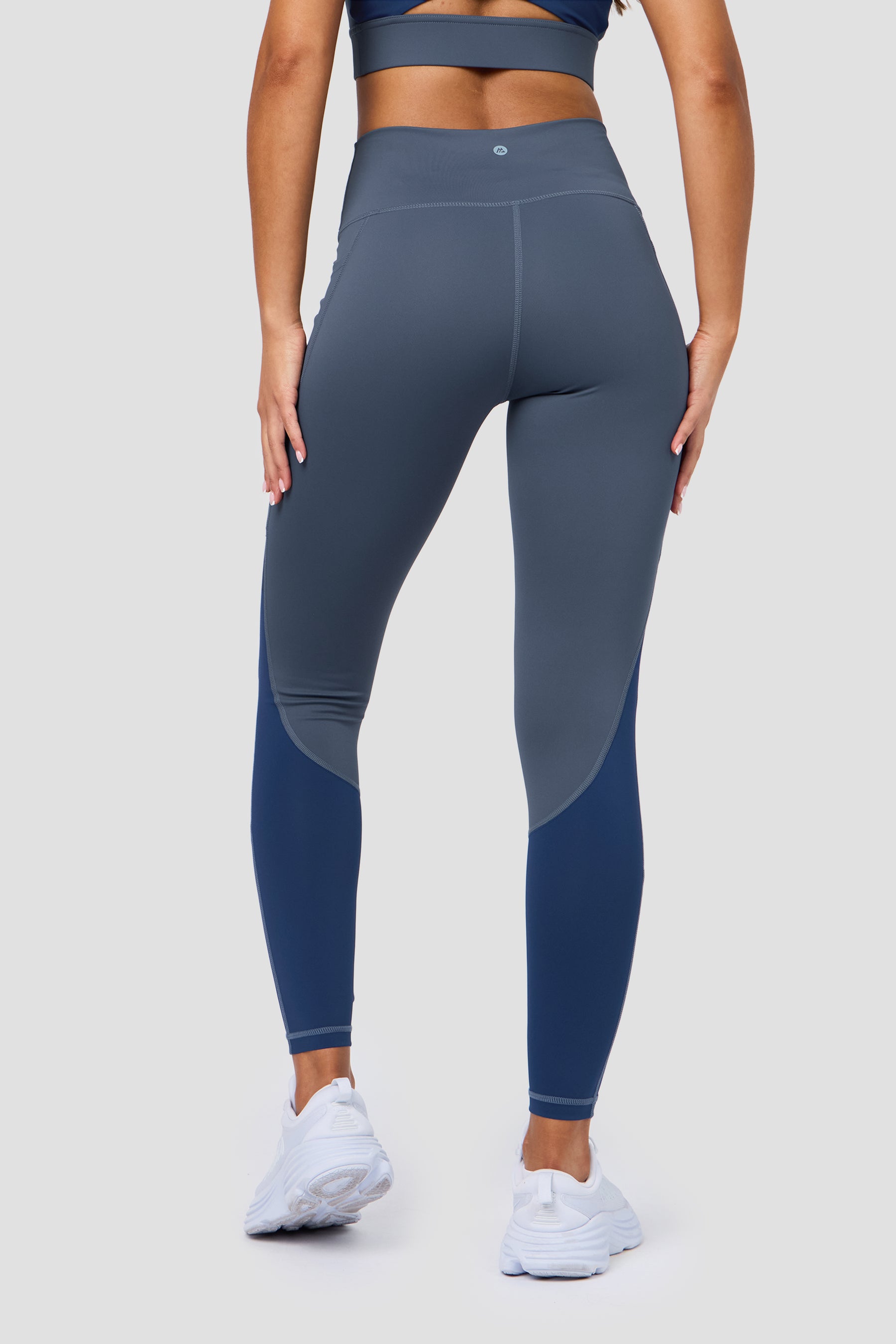 Stride Legging - Greyed Indigo/Fresh Water/Agency