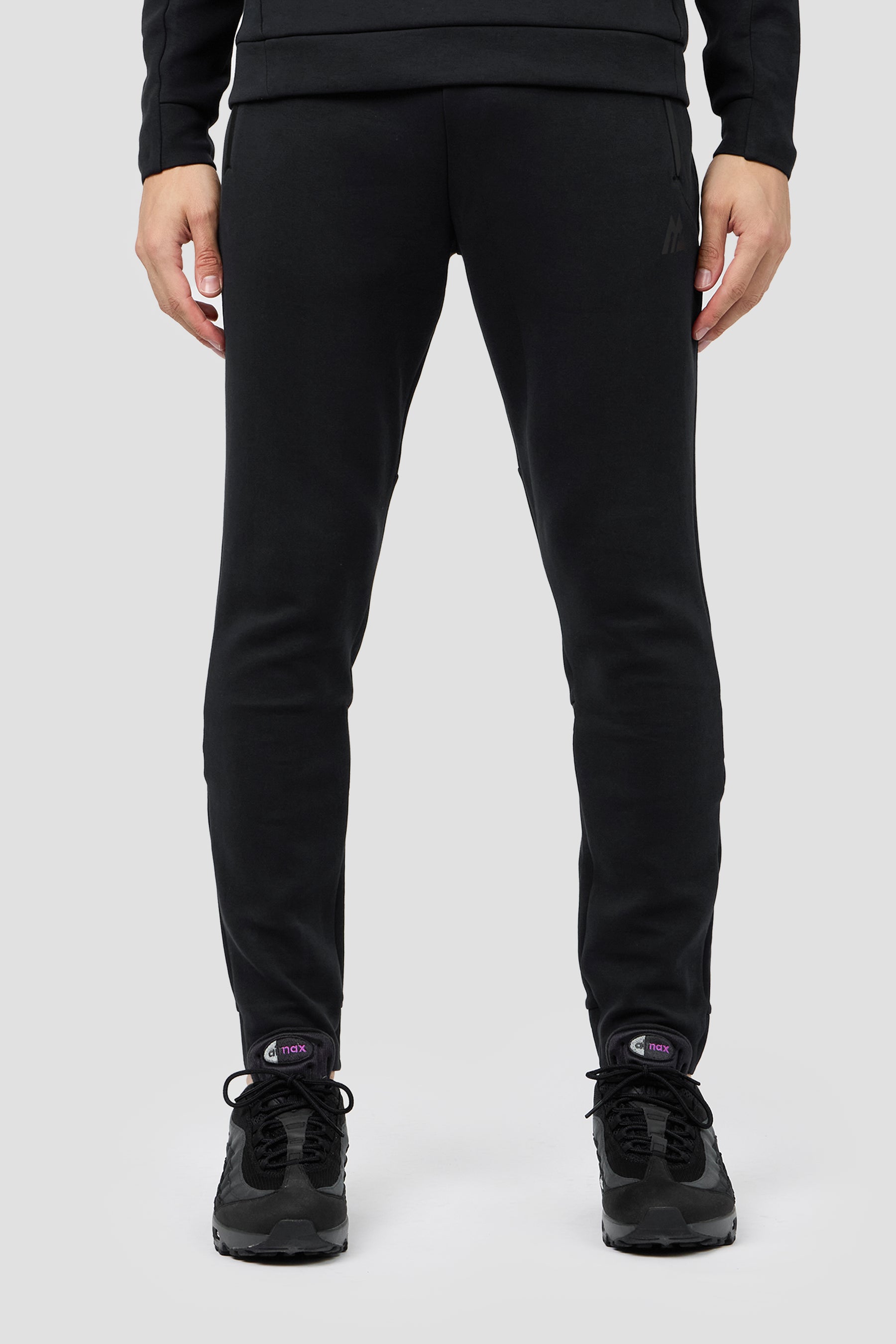 Foundation Jogger - Black