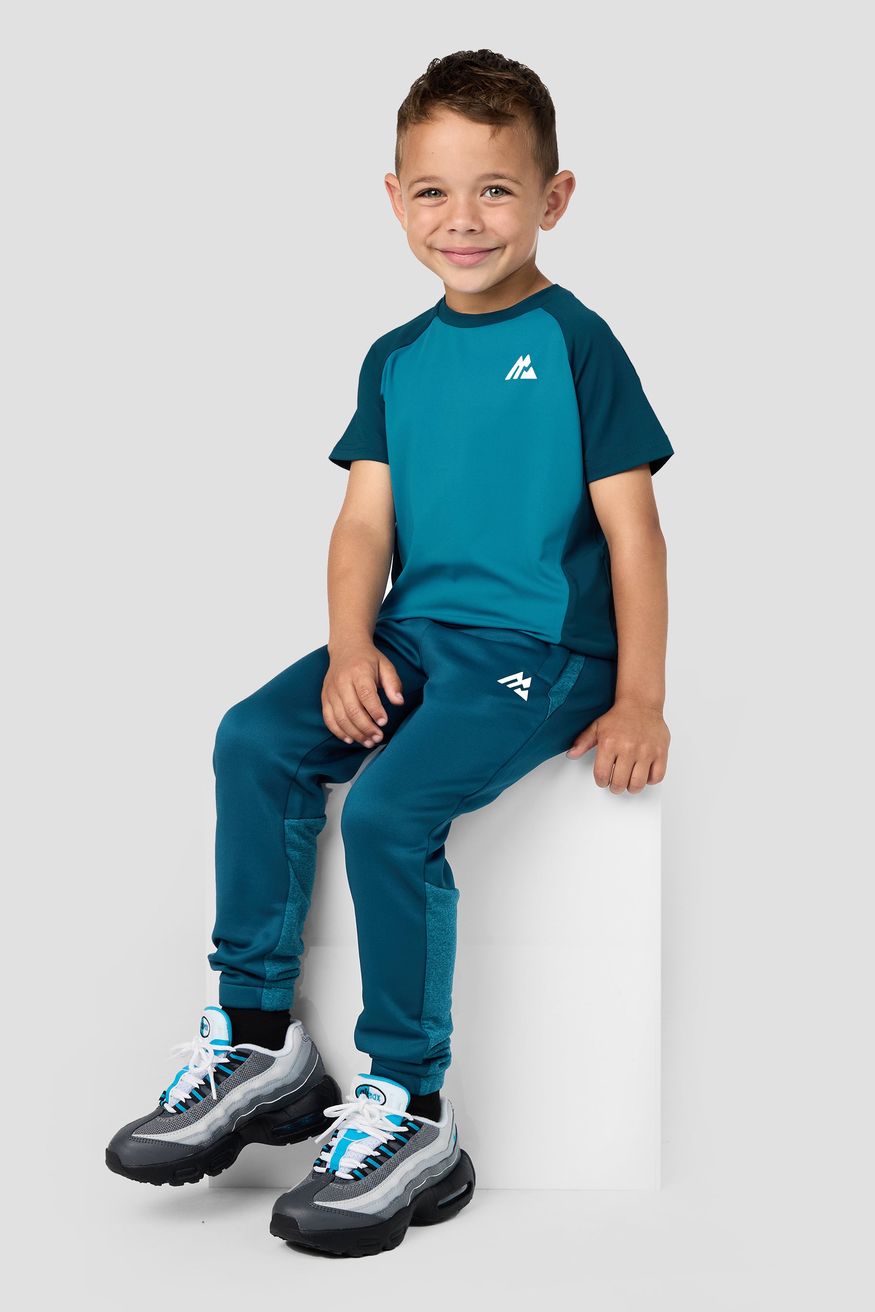 Peak T-Shirt-Saxony Blue/Legion Blue