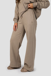 Form Wide Leg Jogger - Praline