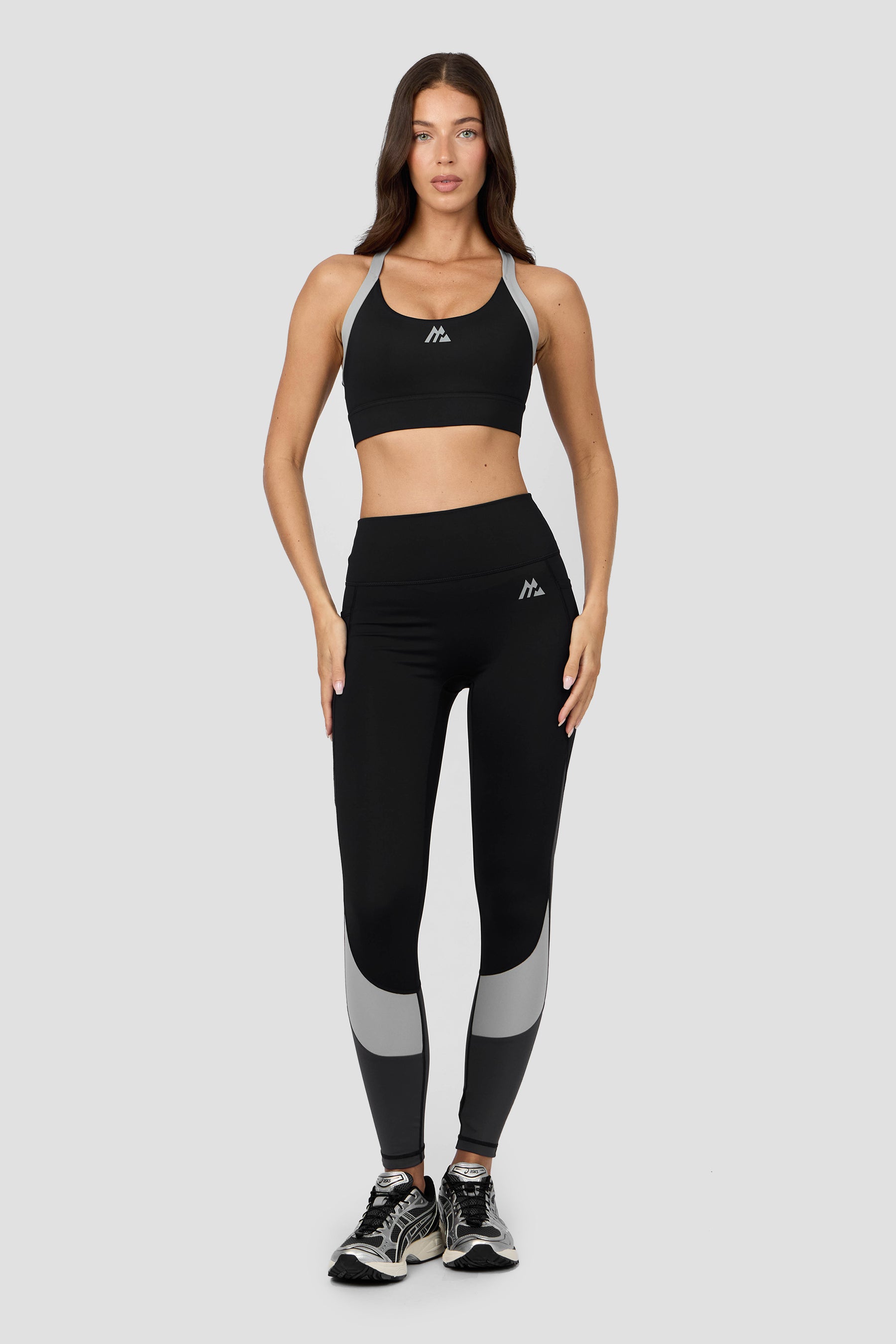 Stride Sports Bra - Black/Basalt/Asphalt