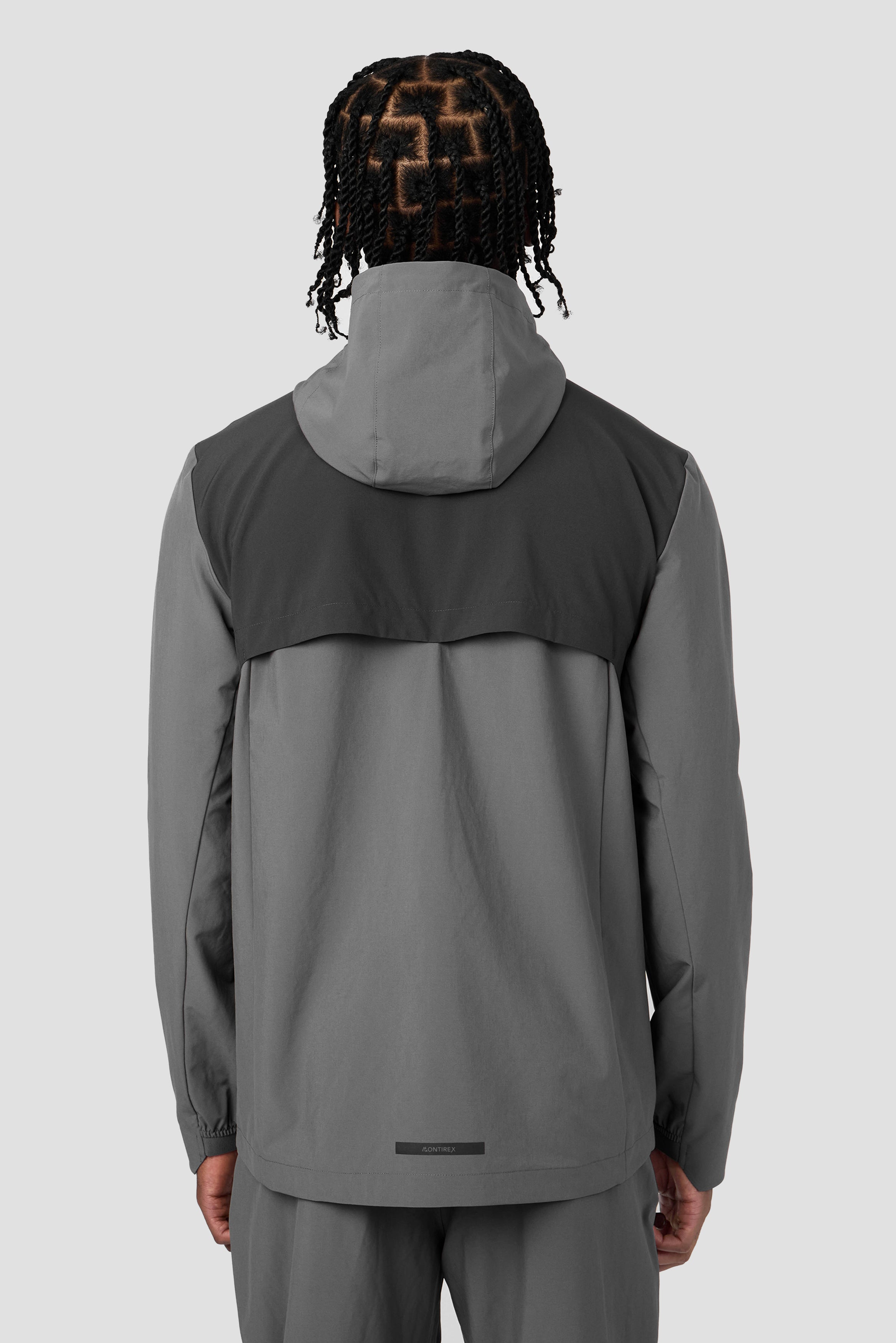 on Weather Jacket LUMOS M グレー The Weather Jacket Lumos: Men's Reflective Run Jacket | On United