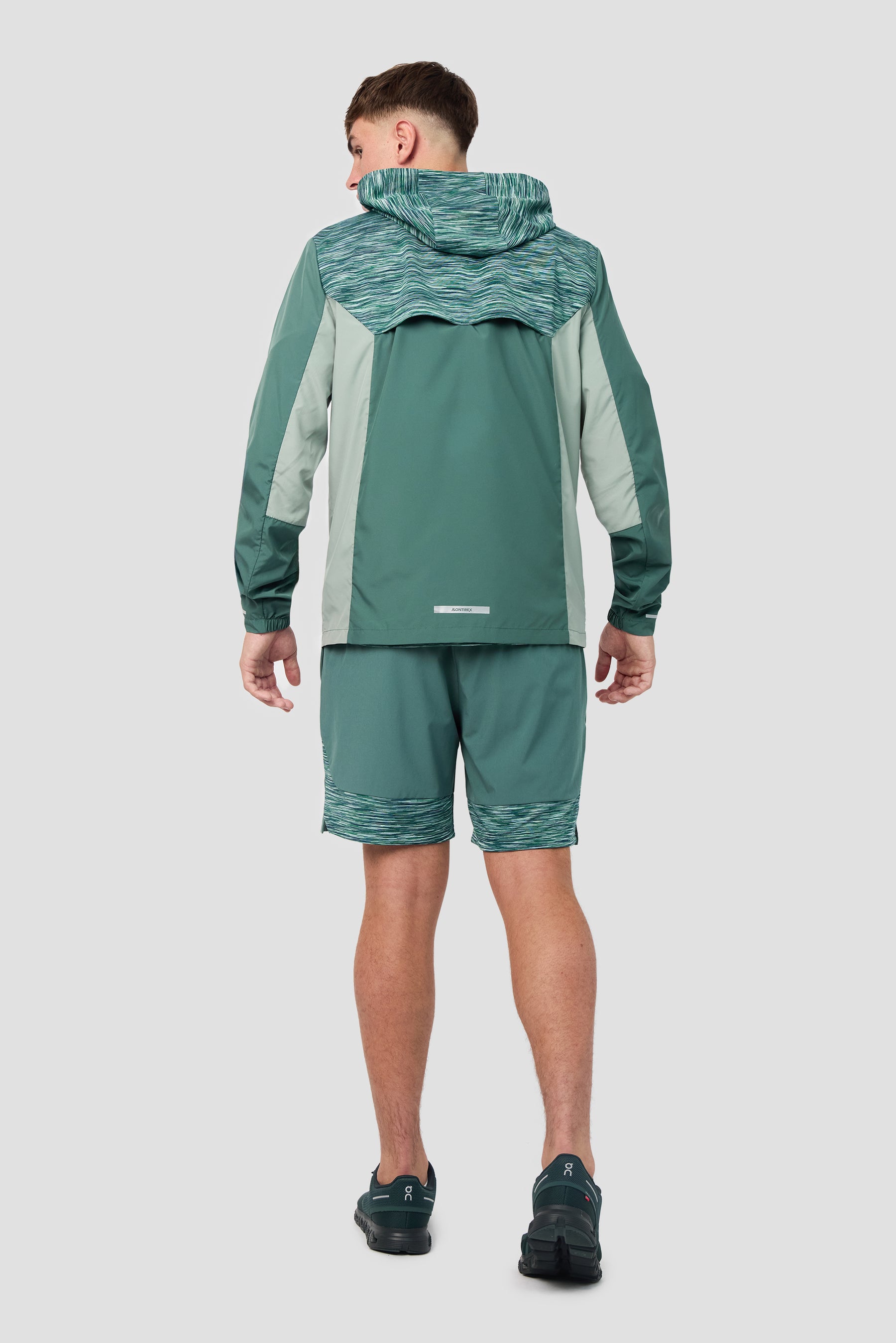 Trail Panel Short - Green/Blue