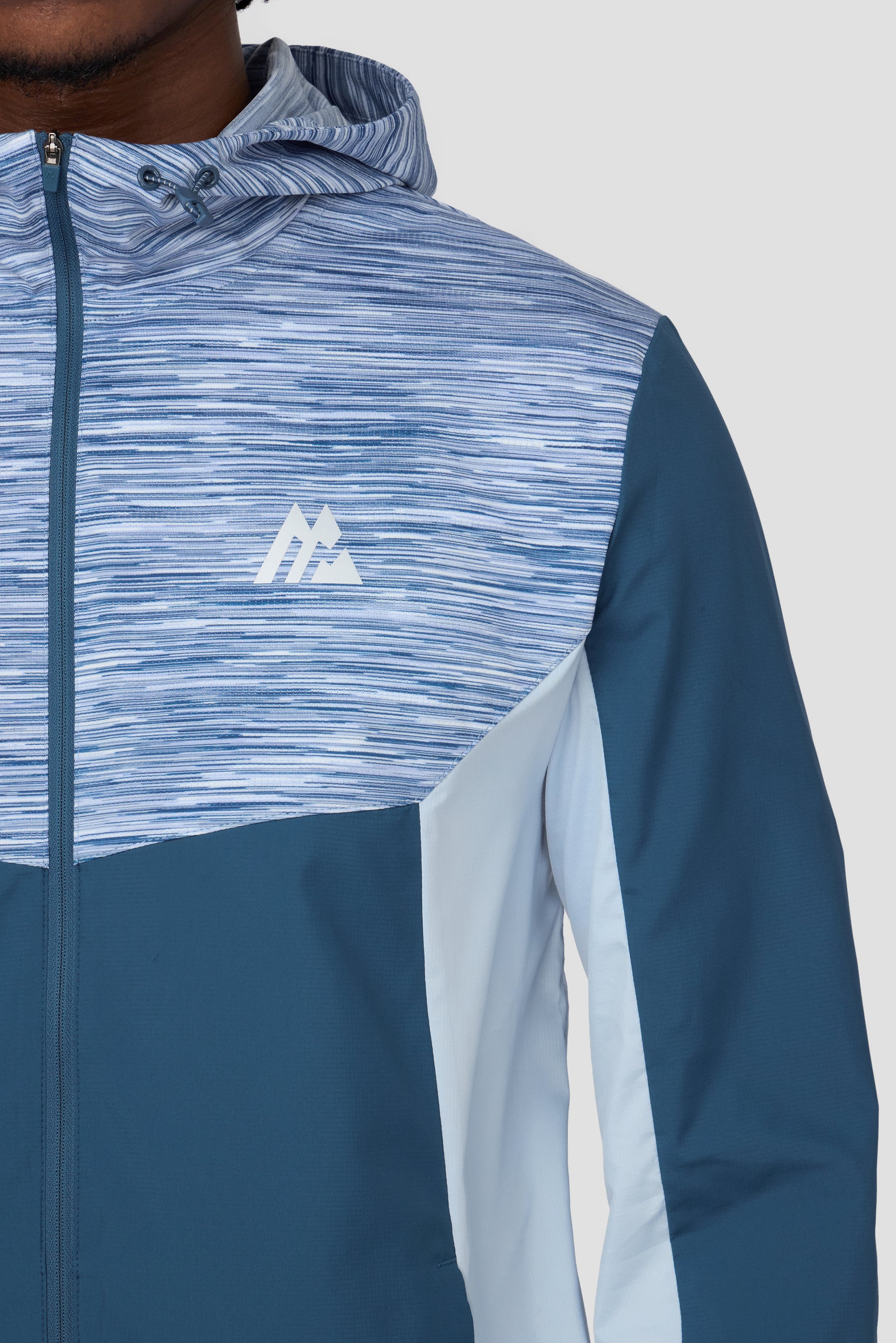 Trail Windbreaker - Blue/Light Blue Multi