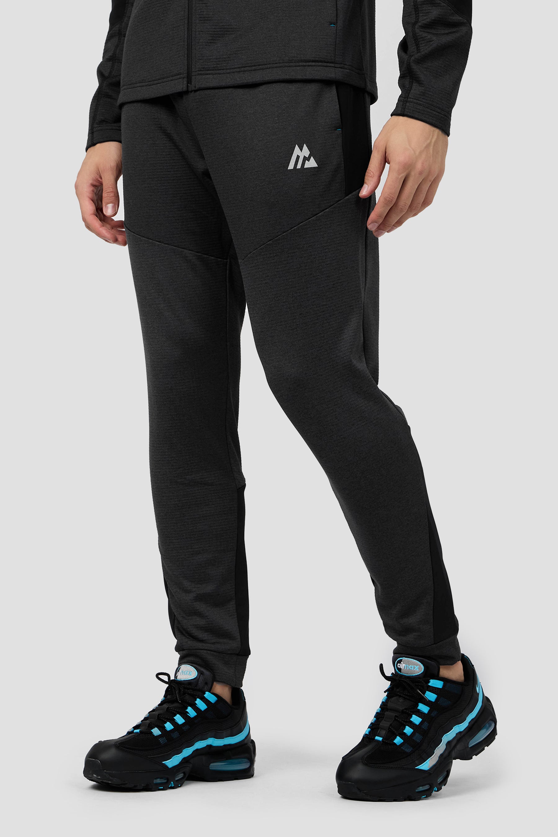 Summit 2.0 Jogger - Black