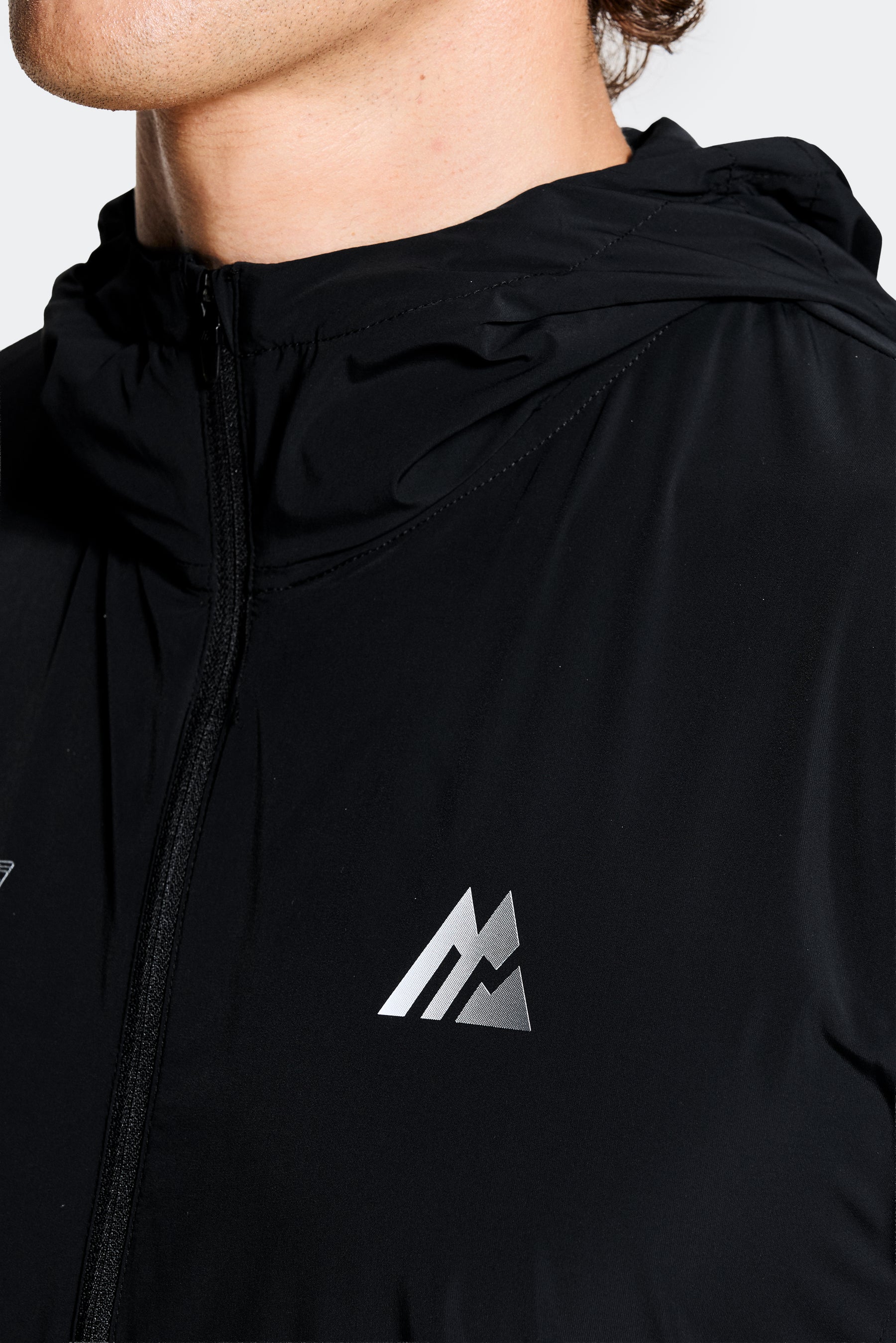 MTX Run Vertex Windbreaker - Black