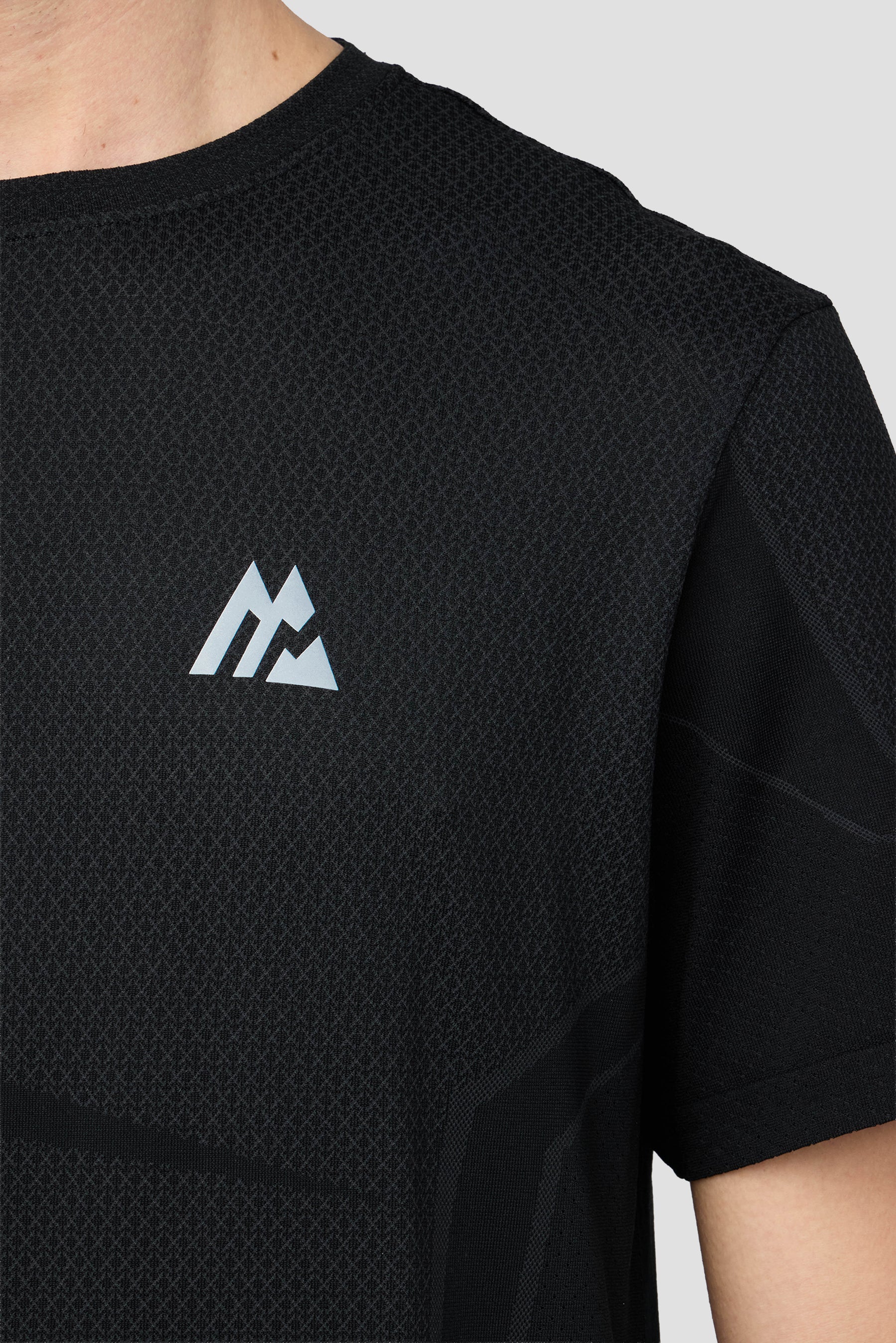 Pulse Seamless T-Shirt - Black/Asphalt