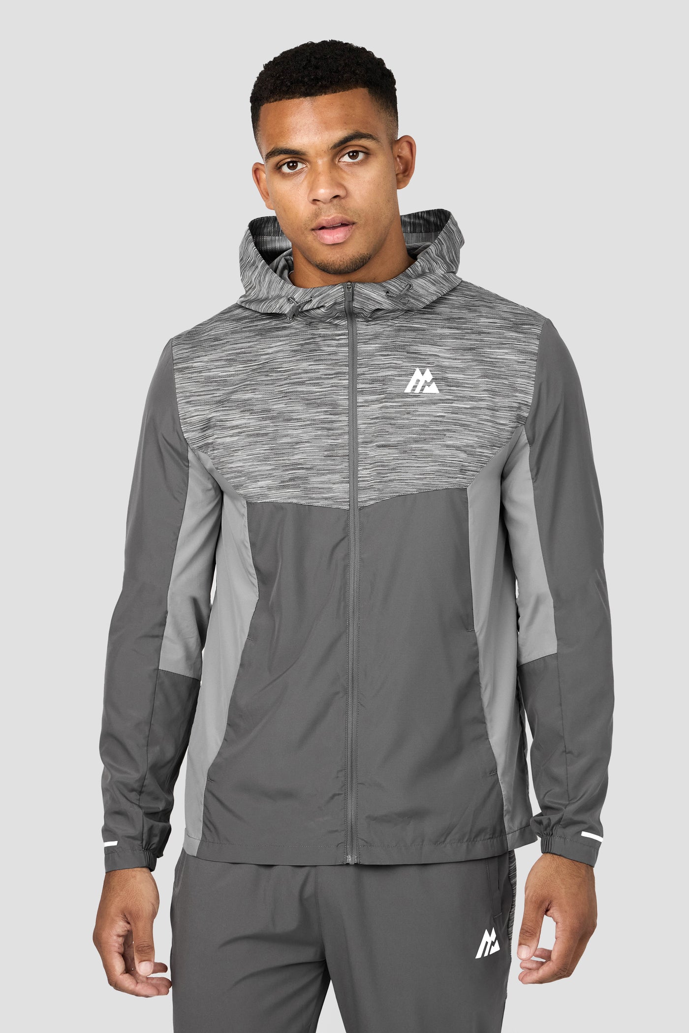 Trail Windbreaker - Grey Multi