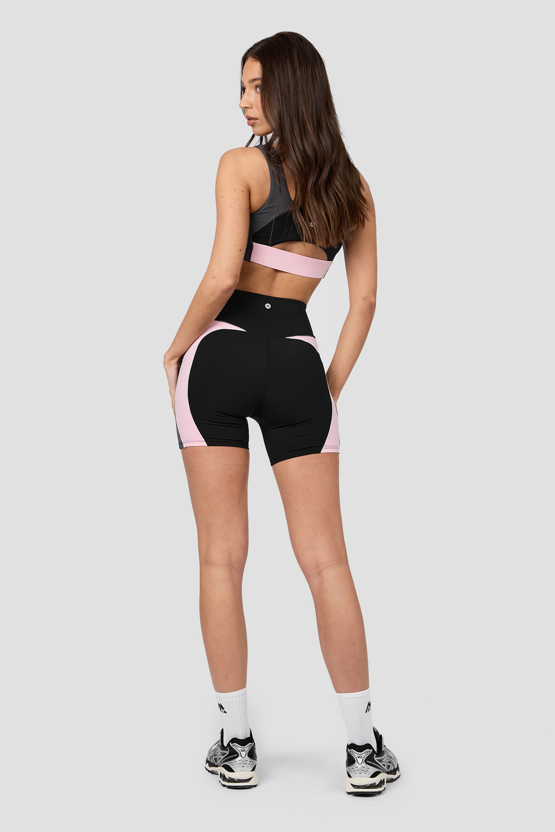 Vision Short - Black/Asphalt/Light Pink