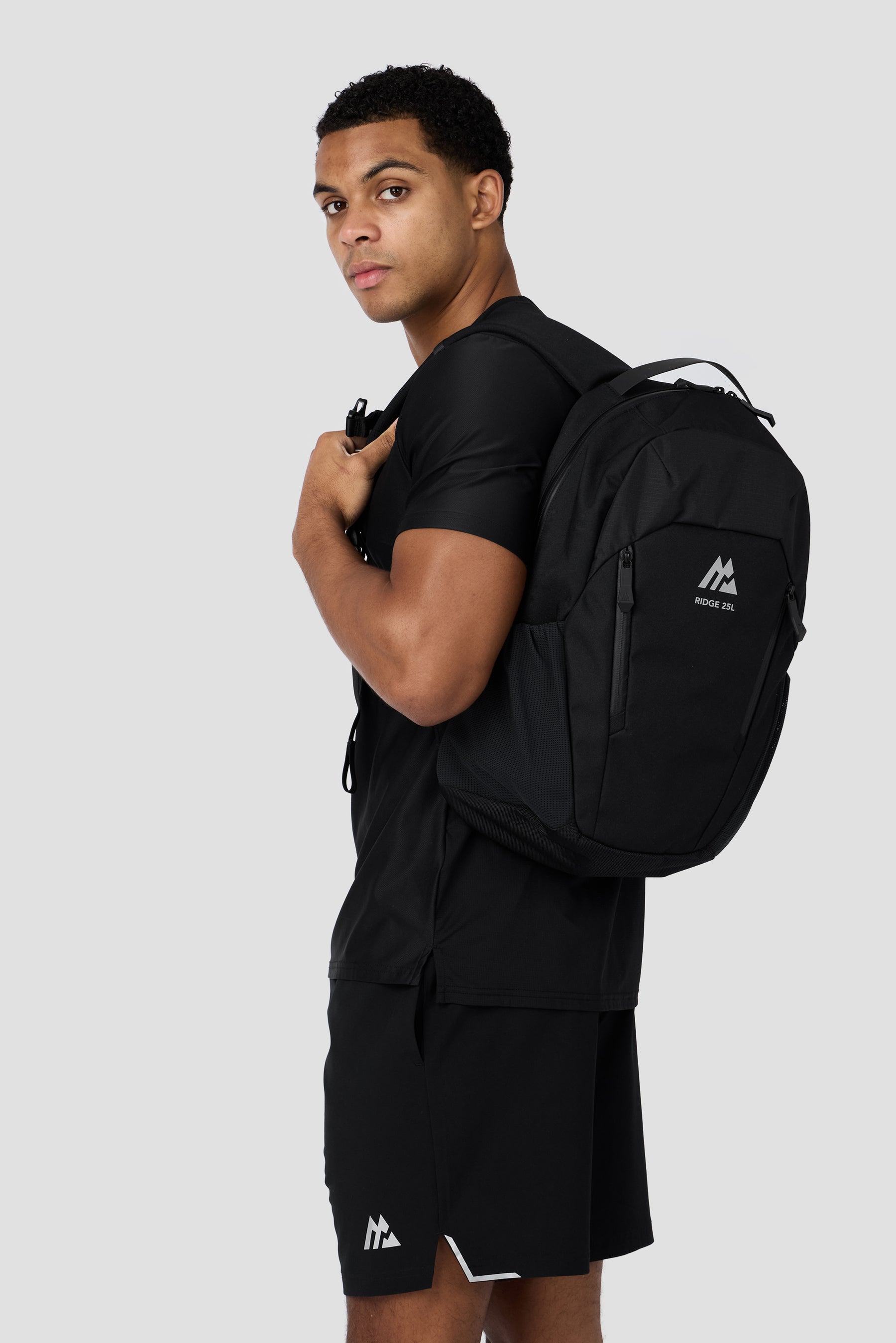Ridge 25L Backpack - Black