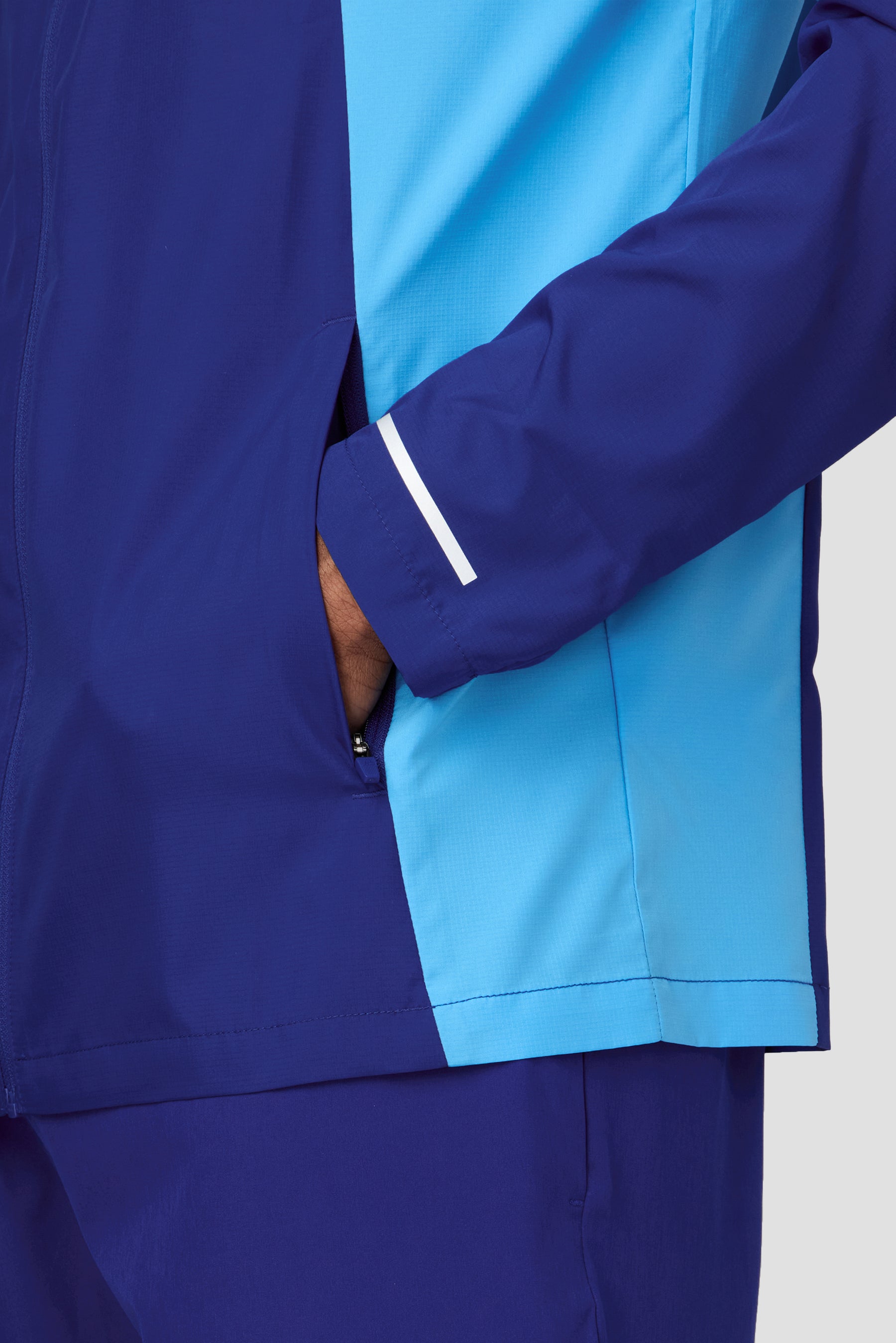 Trail Windbreaker - Blue Multi