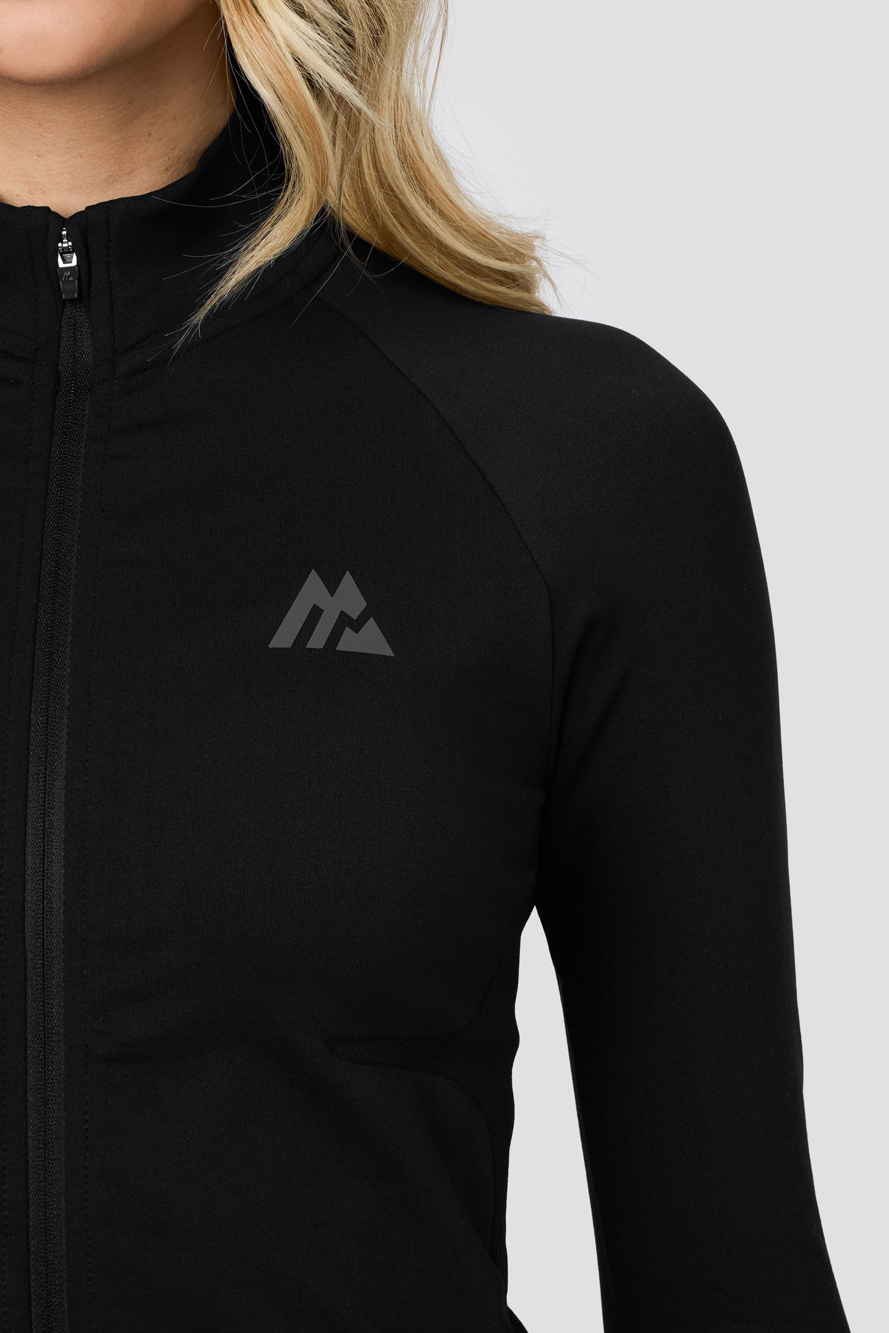 Evolve Seamless Full Zip Jacket - Black