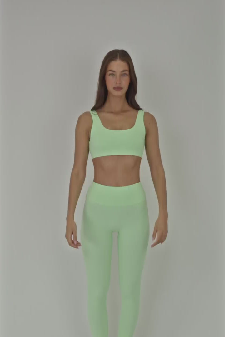 Form Sports Bra - Iced Matcha