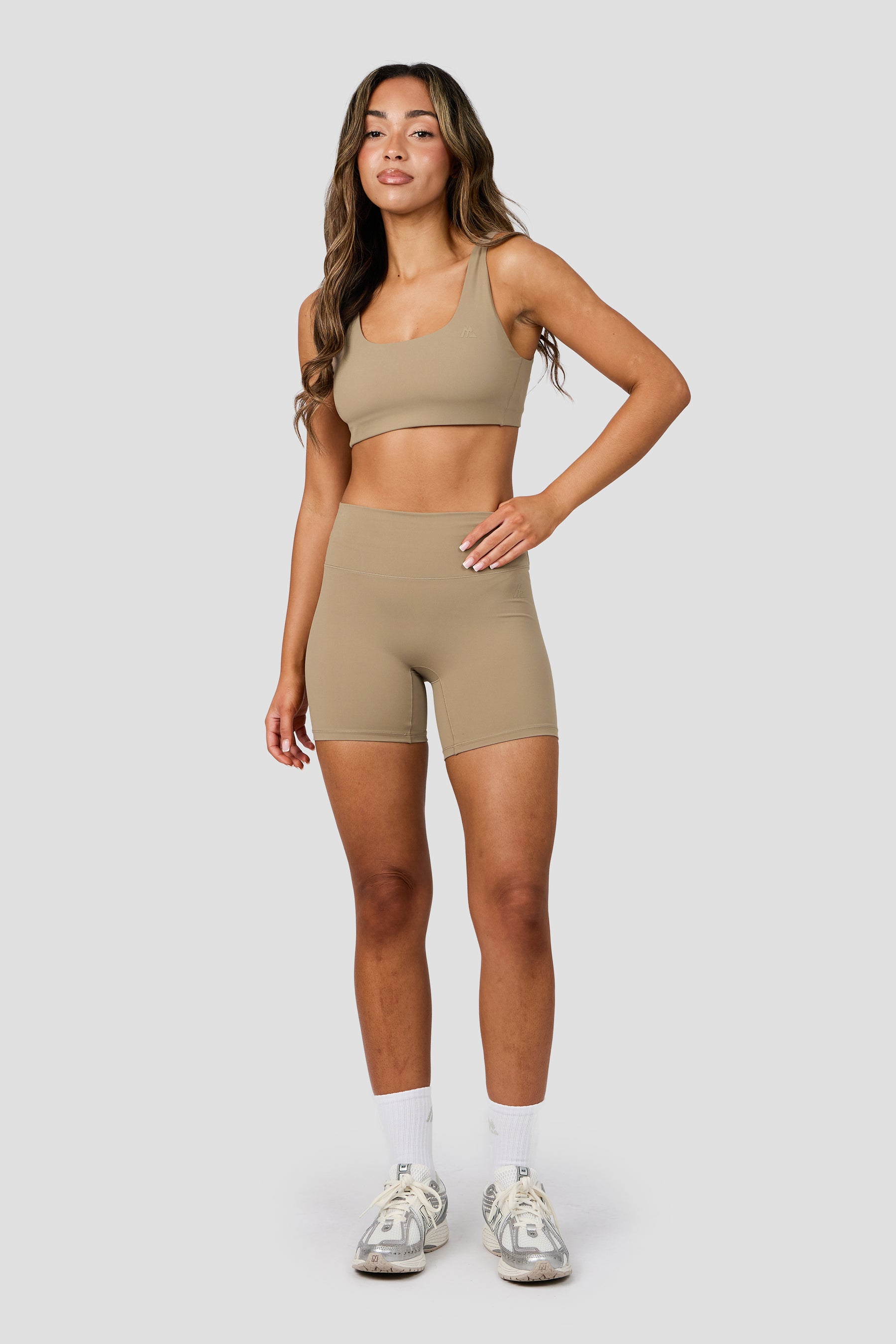 Form Booty Short - Praline