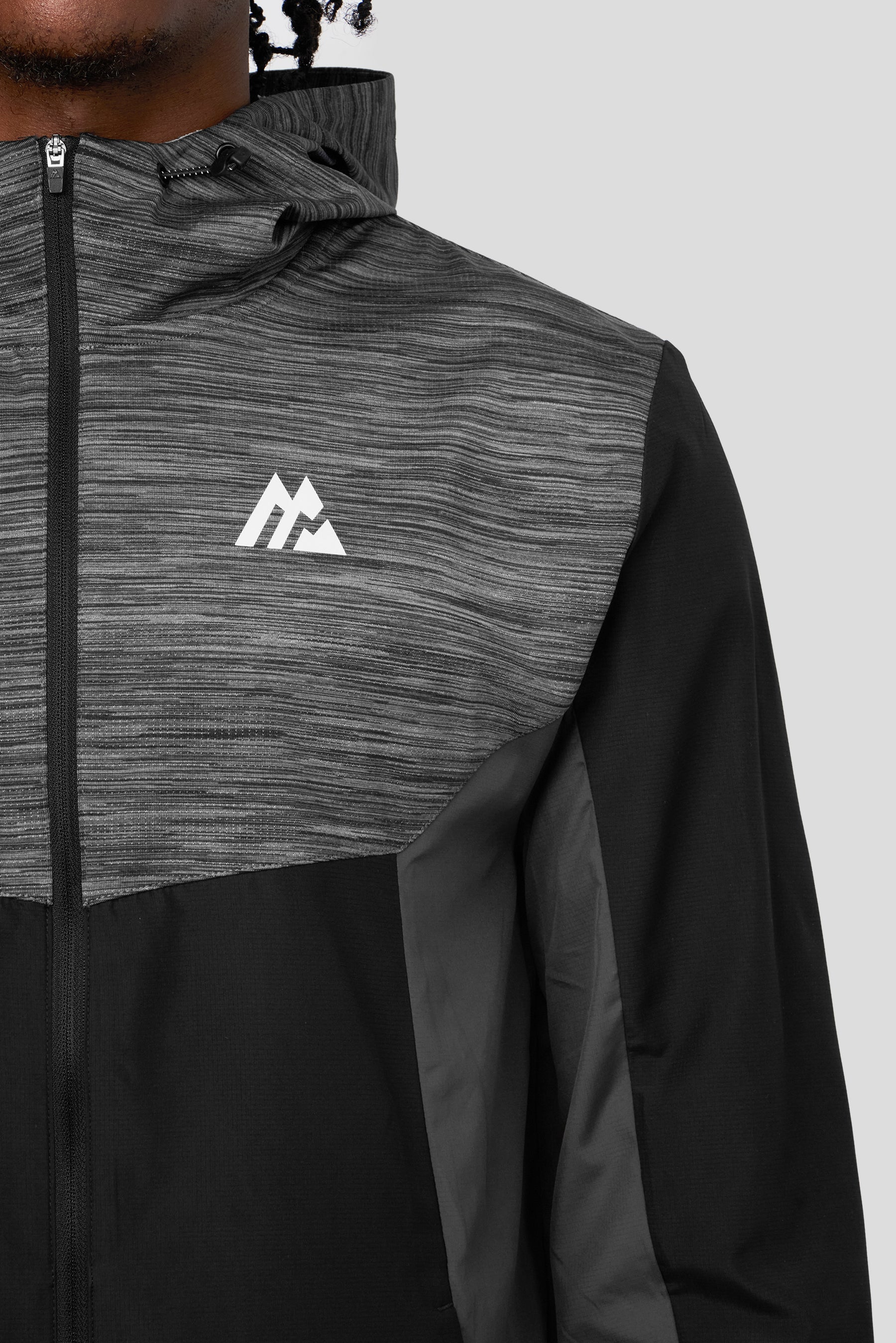 Trail Windbreaker - Black/Grey