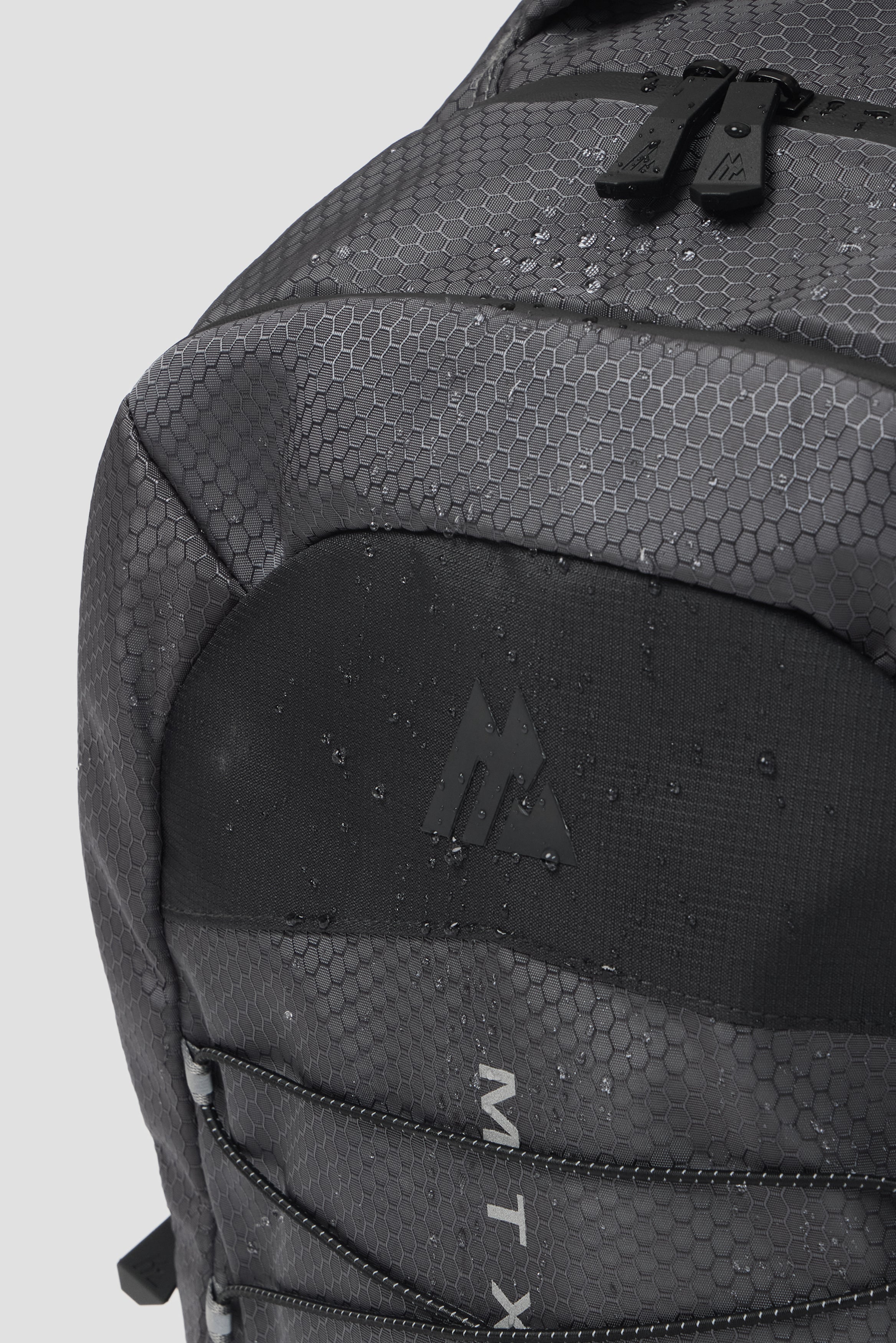 MOMO② MTX Trail 2.0 32L Backpack | Montirex Sportswear & Gymwear