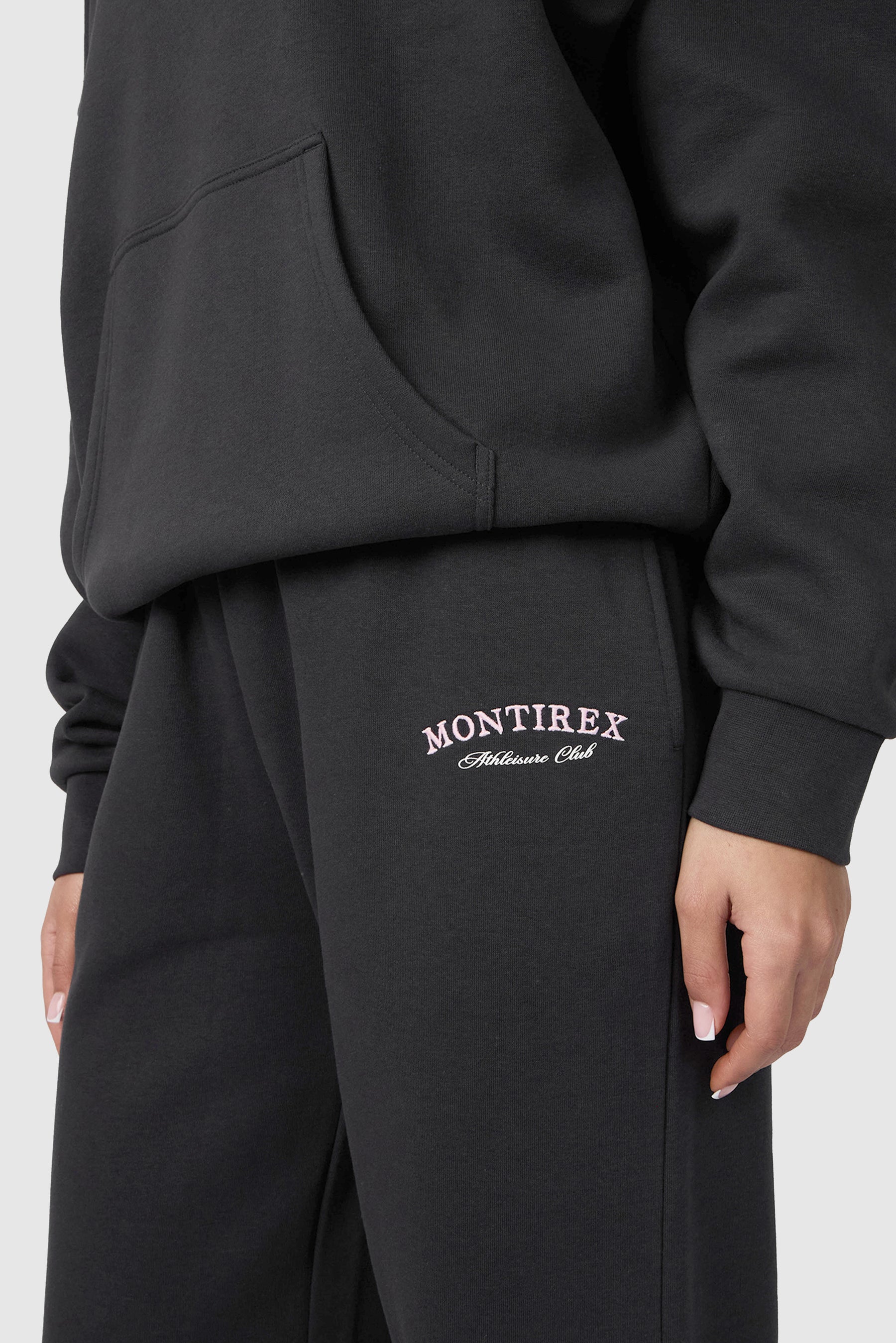 Athleisure Club Jogger - Washed Black