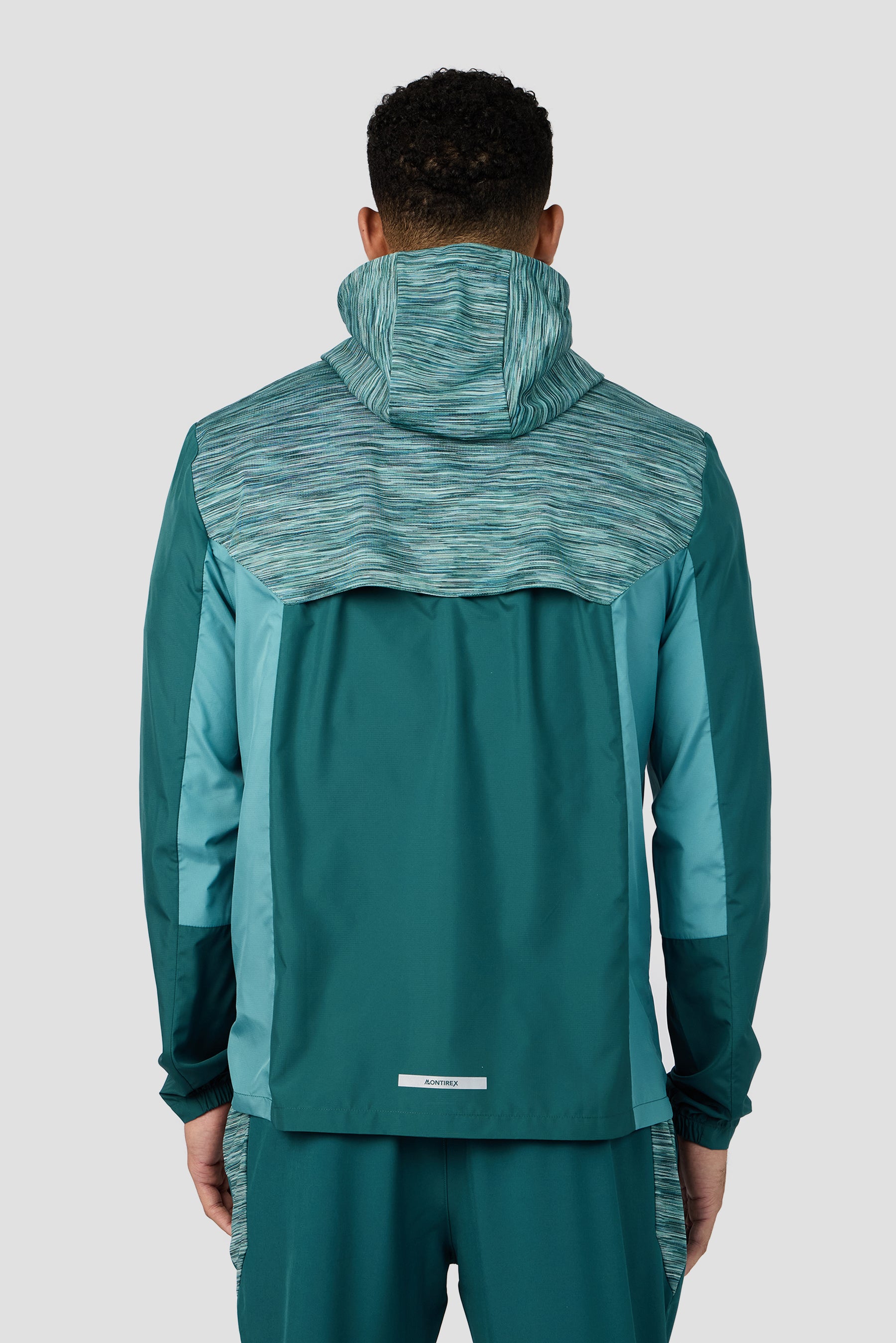 Trail Windbreaker - Light Teal Multi