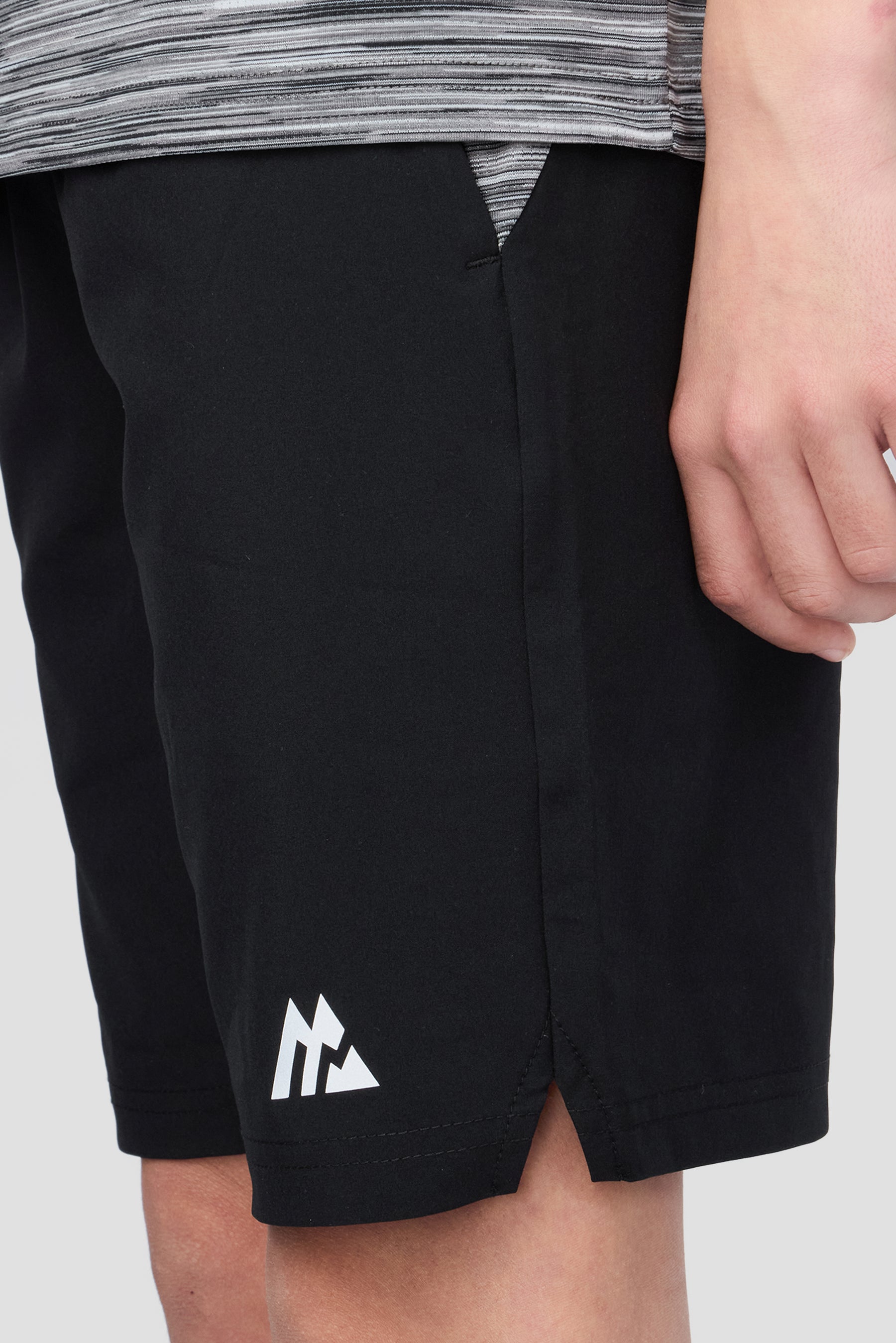 Boys Trail 2.0 Short - Black/Grey/White