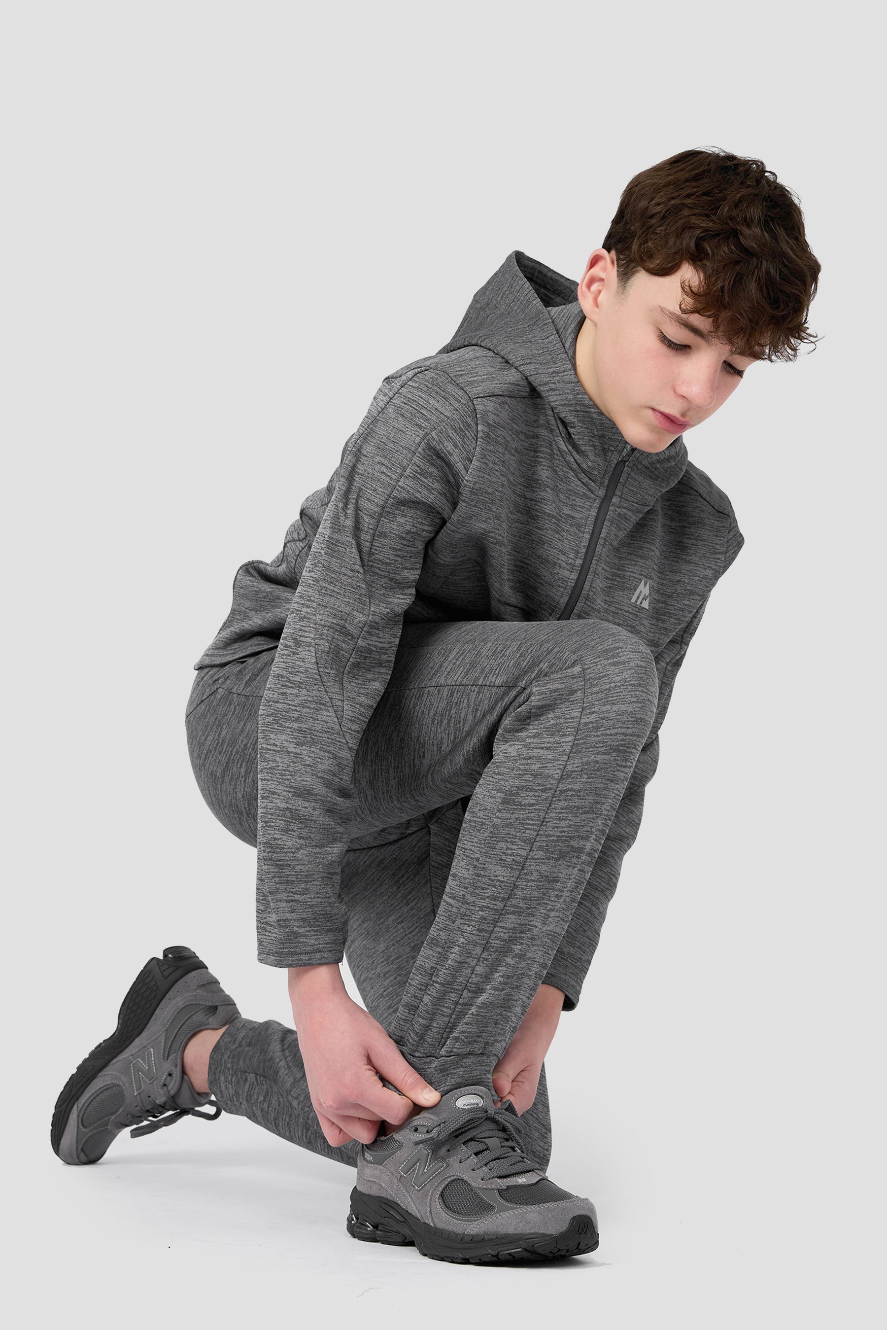 Boys Vantage Jogger - Asphalt/Cement Grey