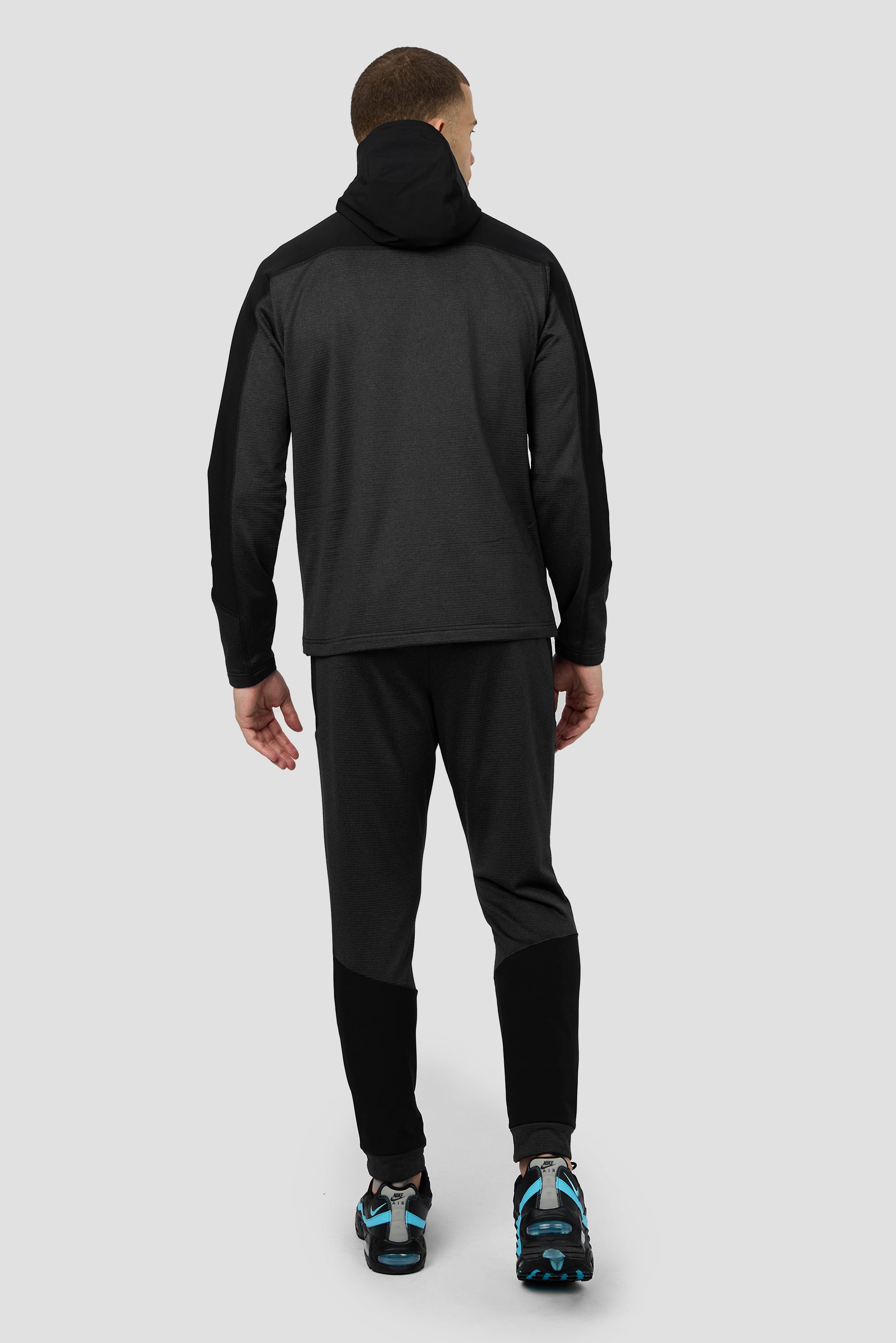 Summit 2.0 Jogger Black | Montirex Sportswear Gymwear