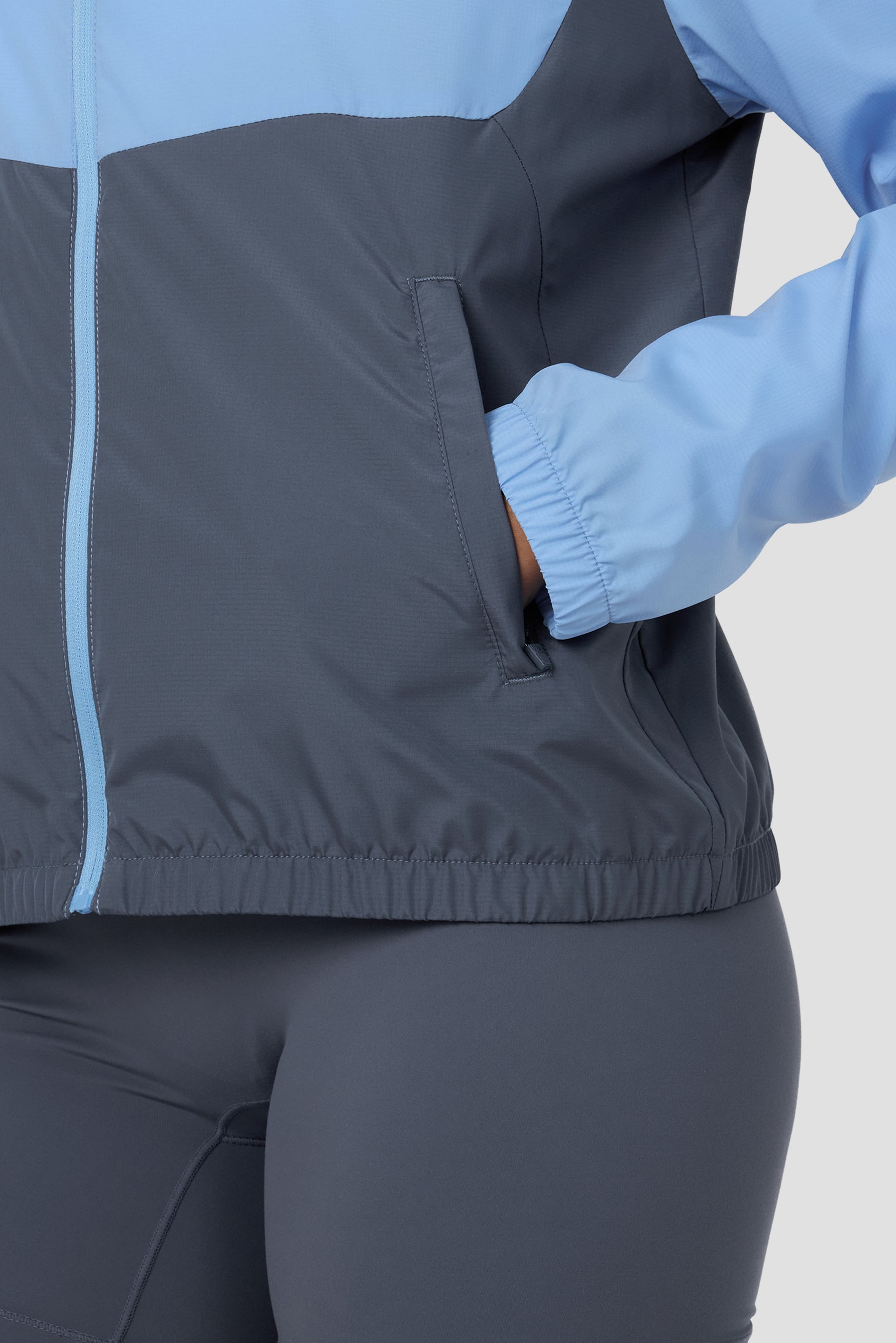 Storm Windbreaker - Powder Blue/Greyed Indigo