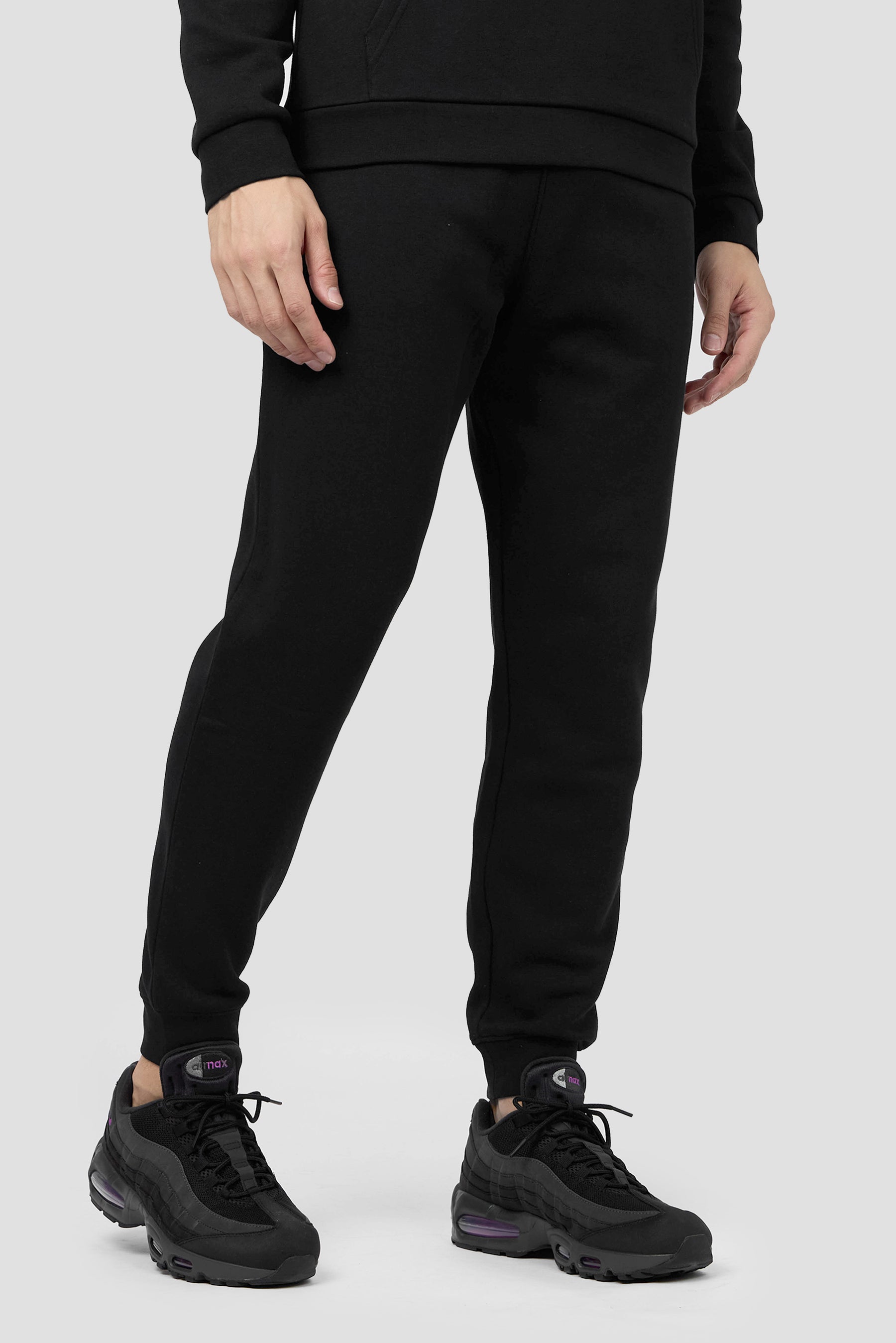 Essential Jogger - Black