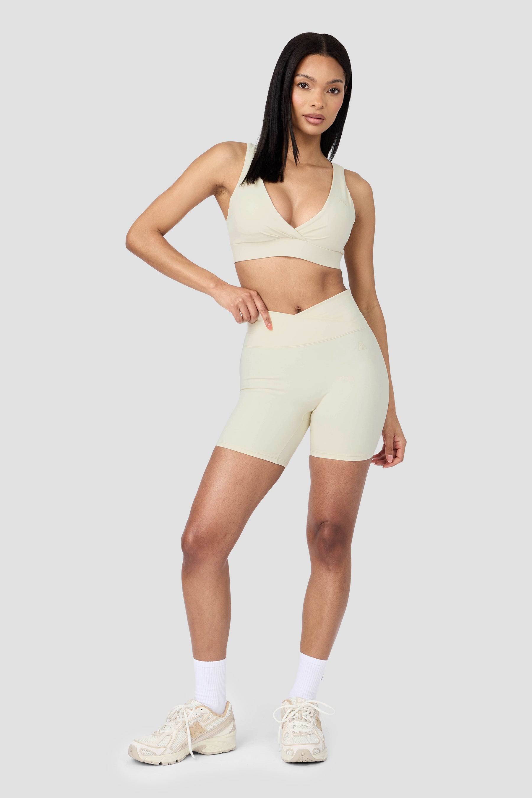 Powder Short - Vanilla Foam
