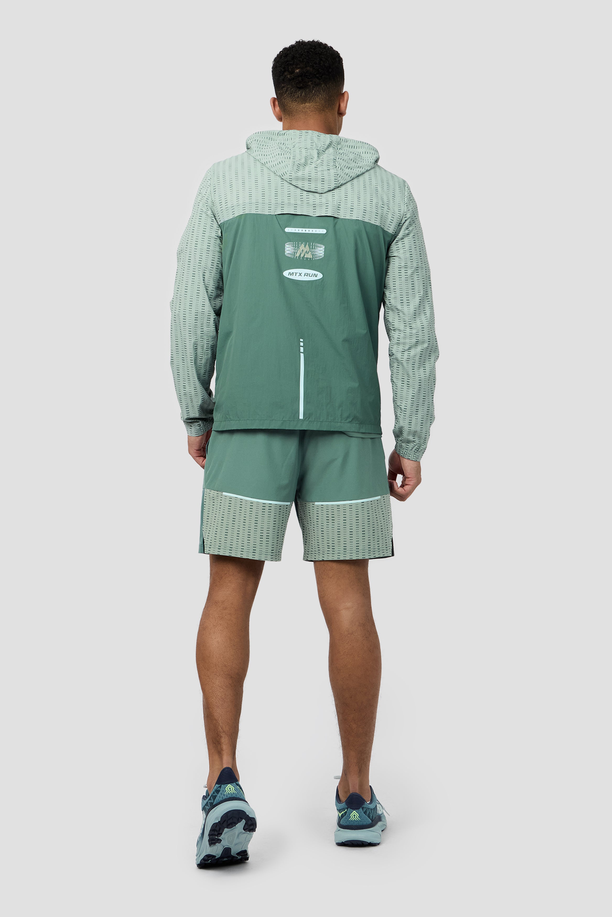 MTX Run Tempo Windbreaker: Elite Gymwear by Montirex