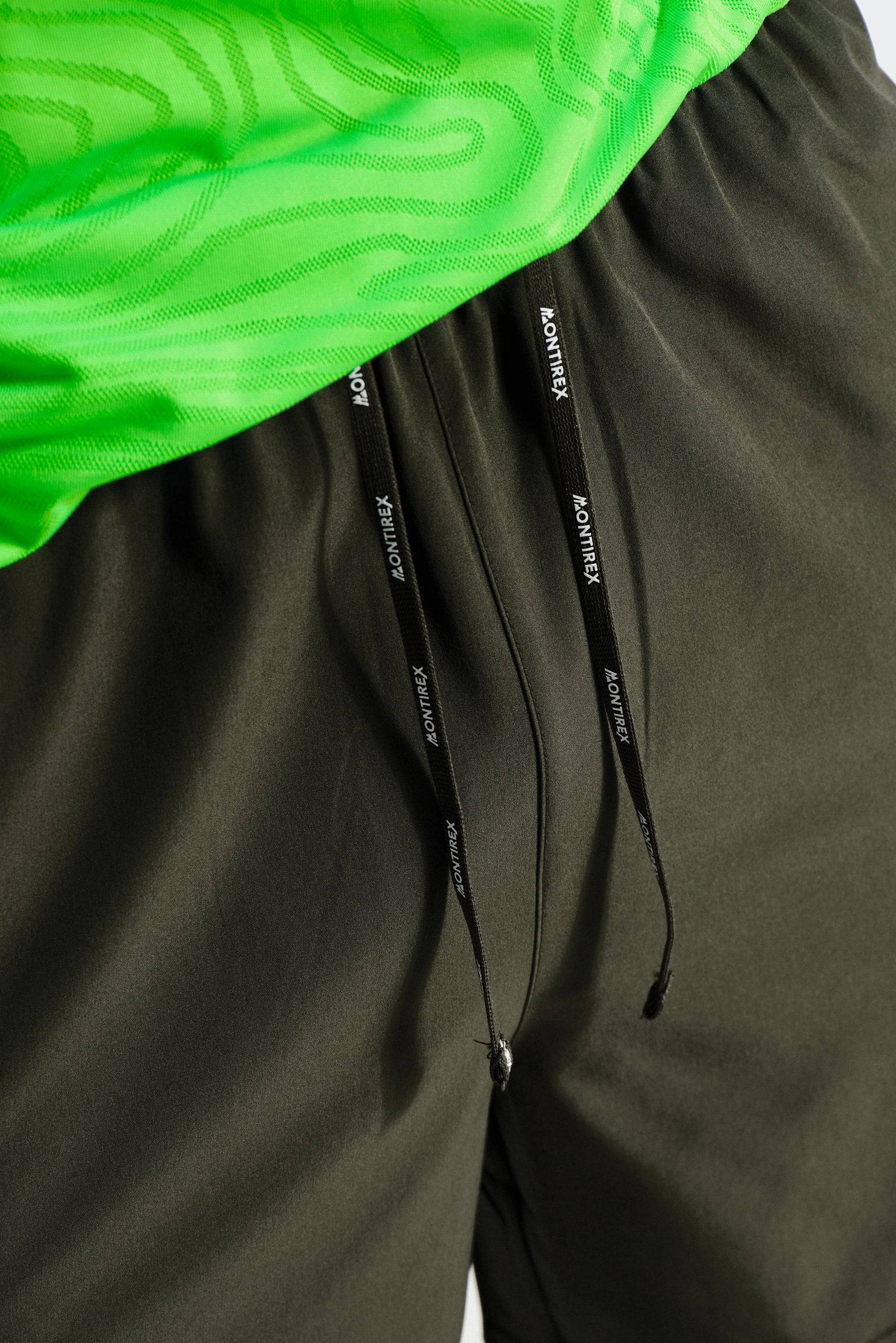 Tide Short - Elm/Neon Green
