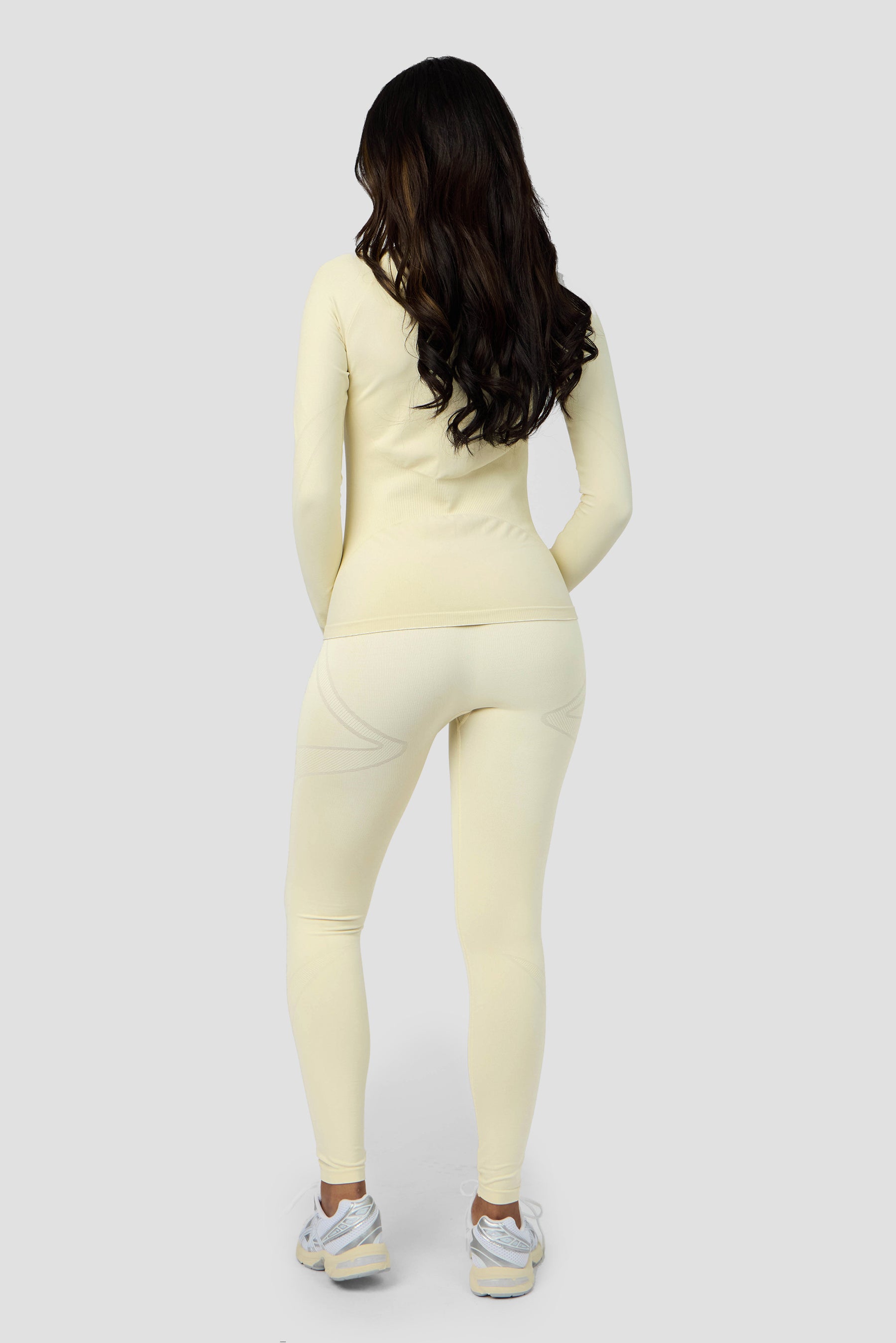 Evolve 2.0 Seamless Full Zip - Vanilla Foam
